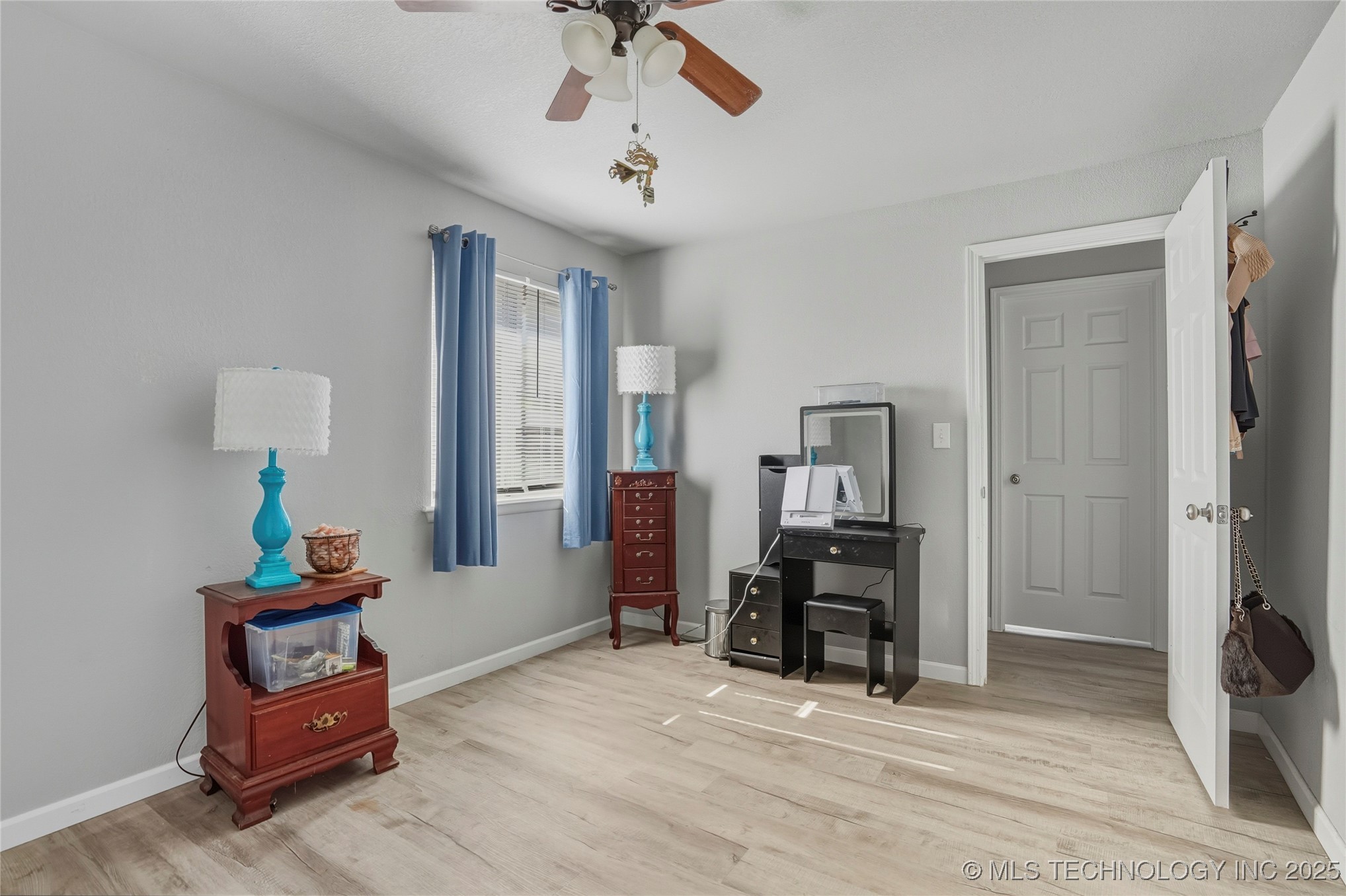 4529 E 24th West Avenue