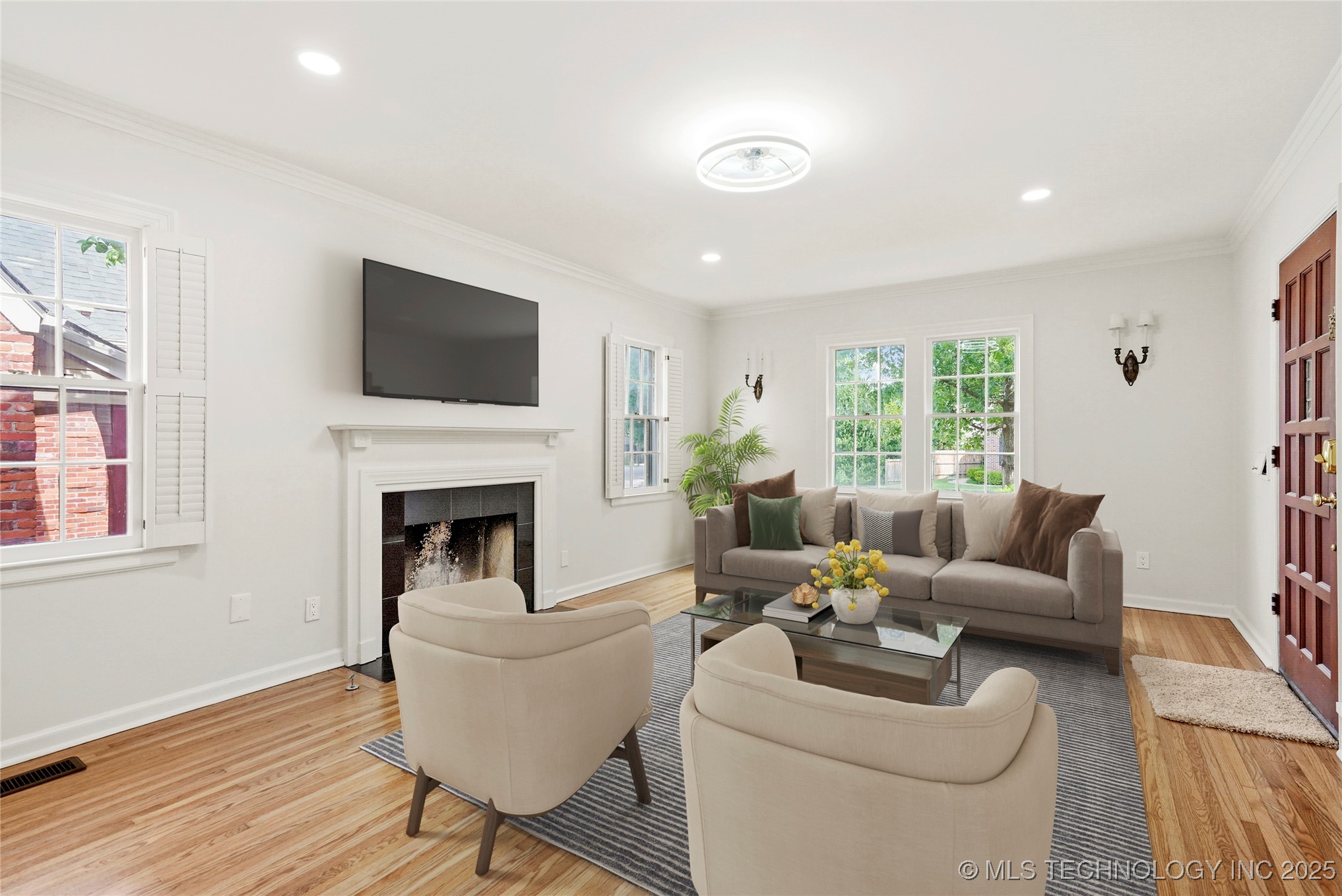 1208 E 29th Street