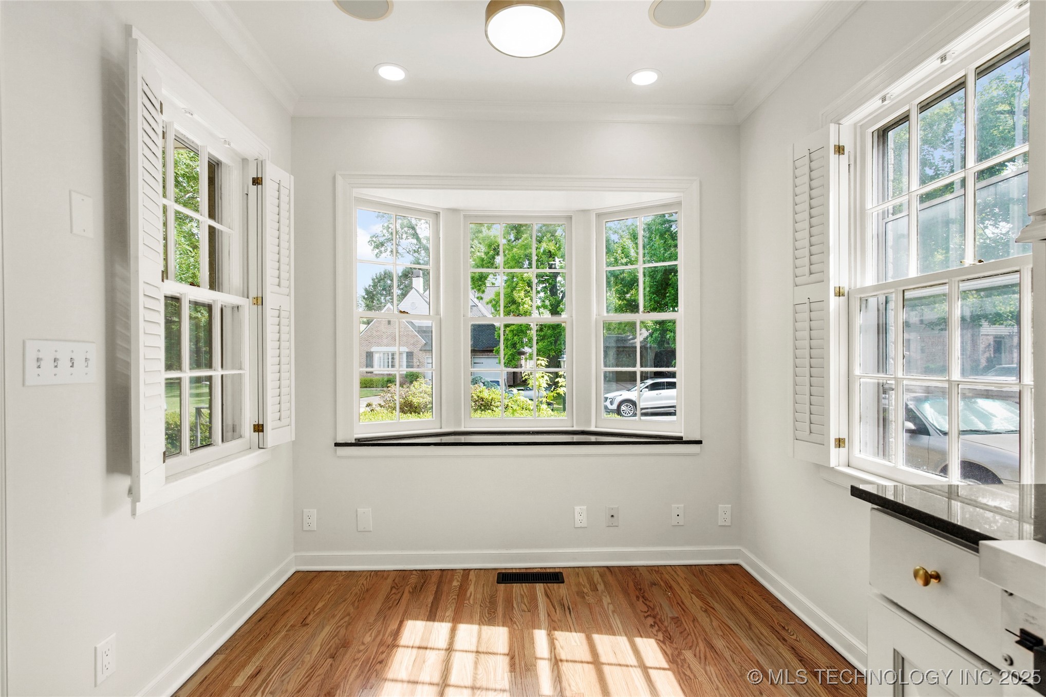1208 E 29th Street