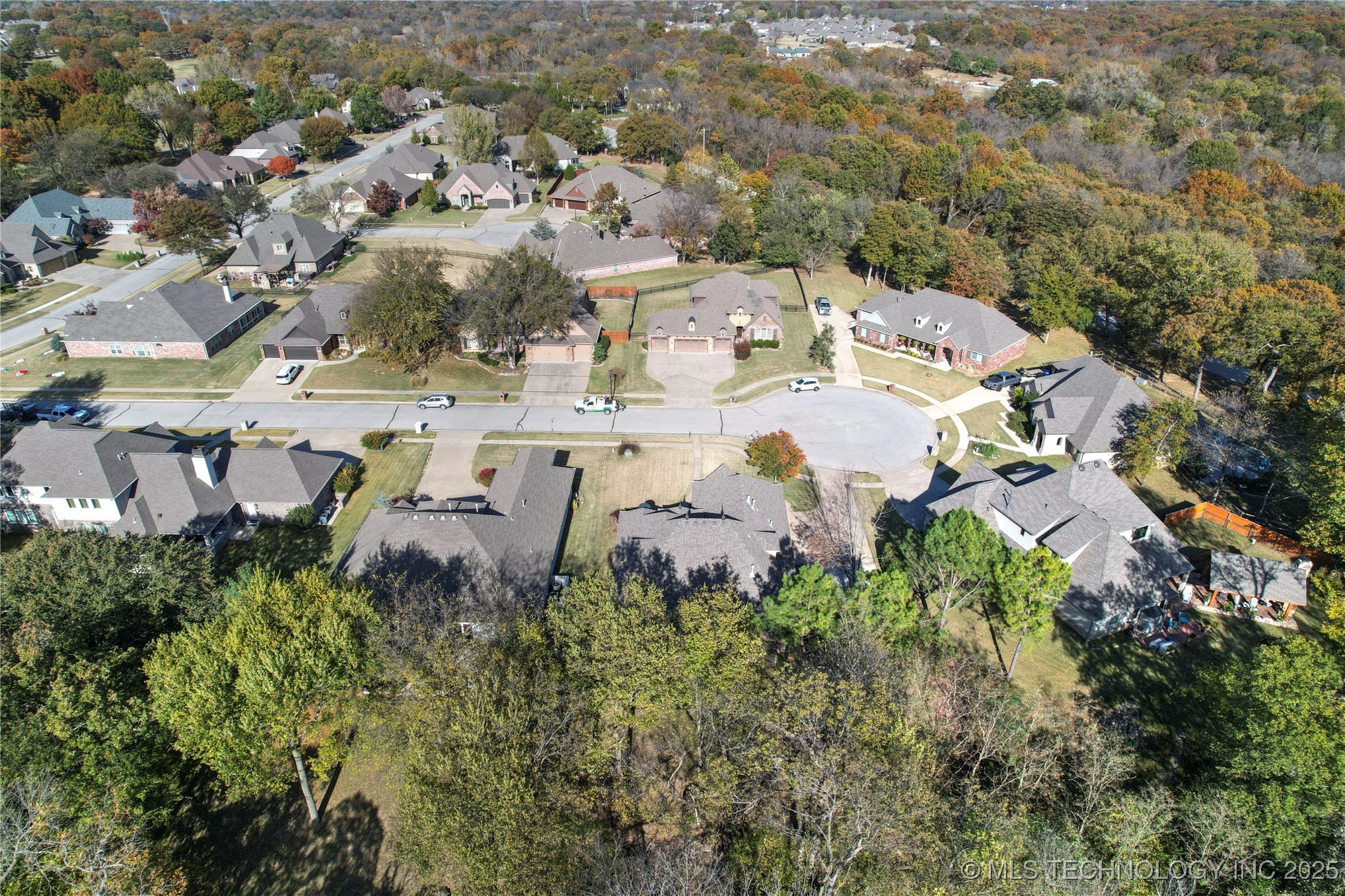 913 E Shreveport Street