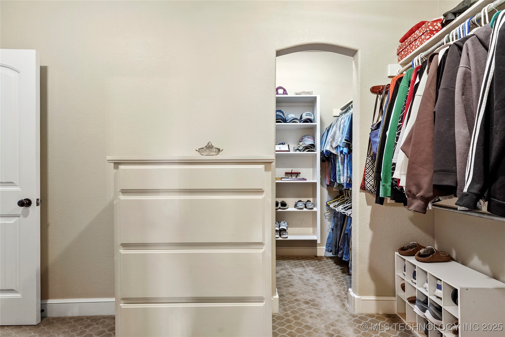 913 E Shreveport Street