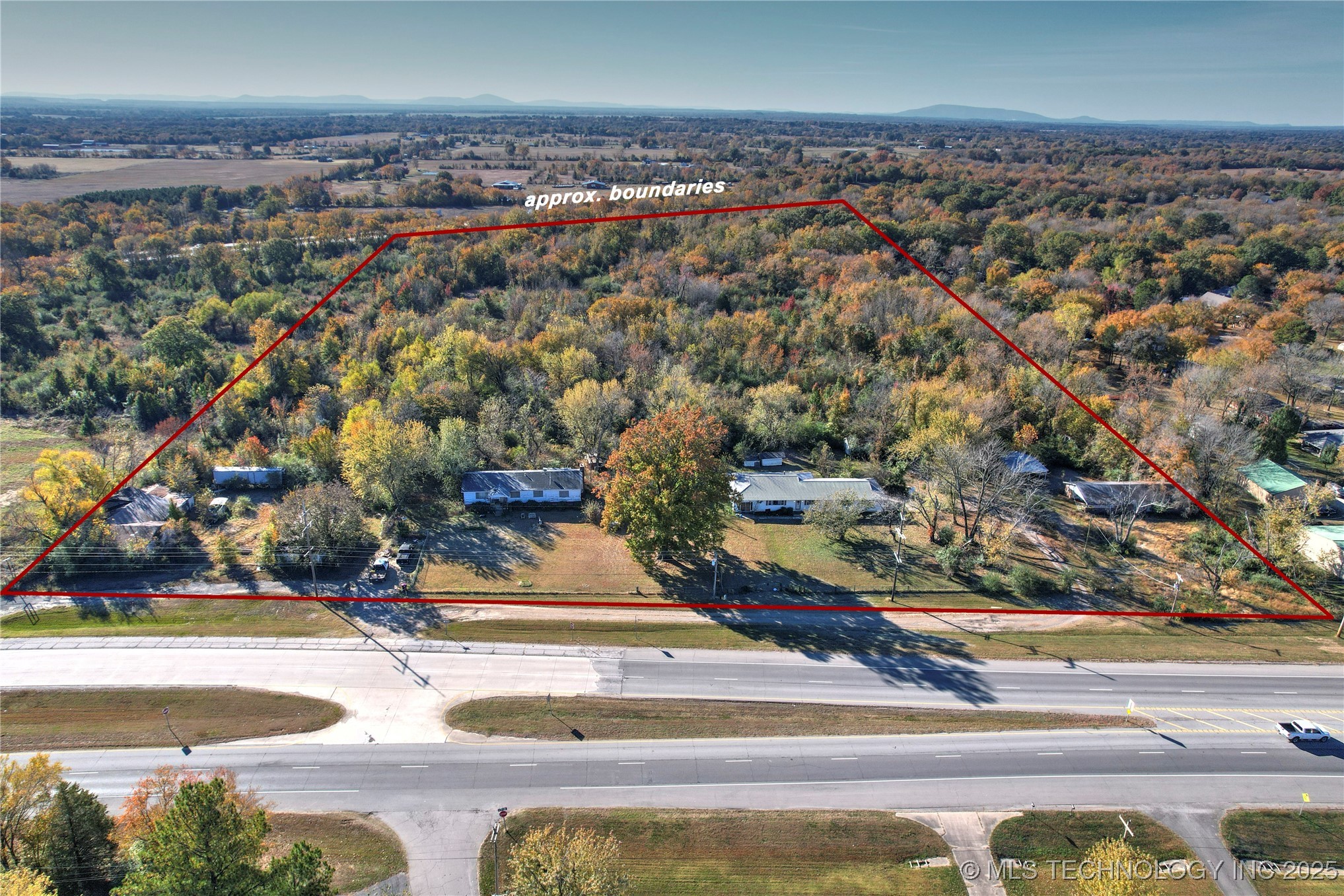 404 W Ray Fine Boulevard