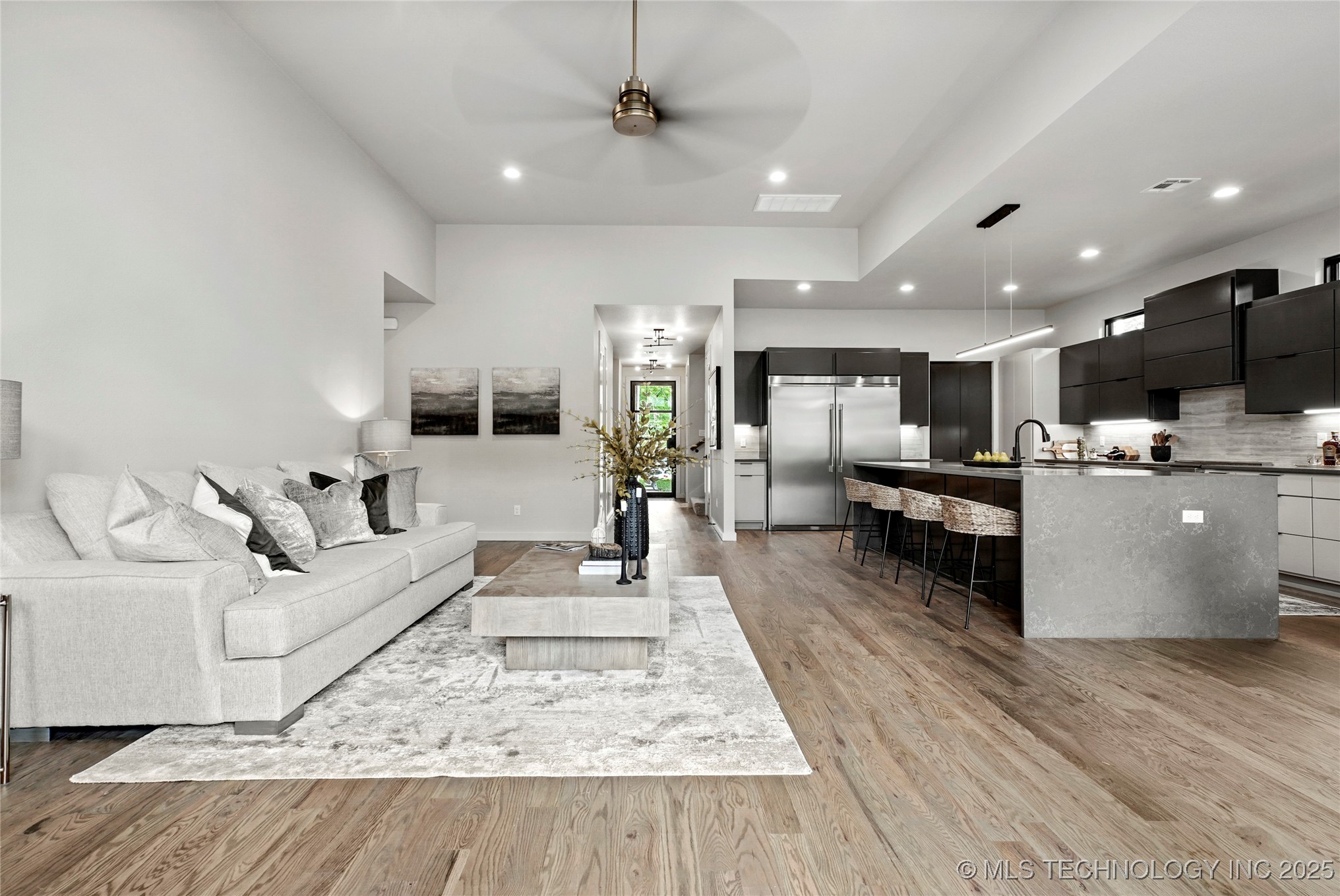3008 S Boston Court