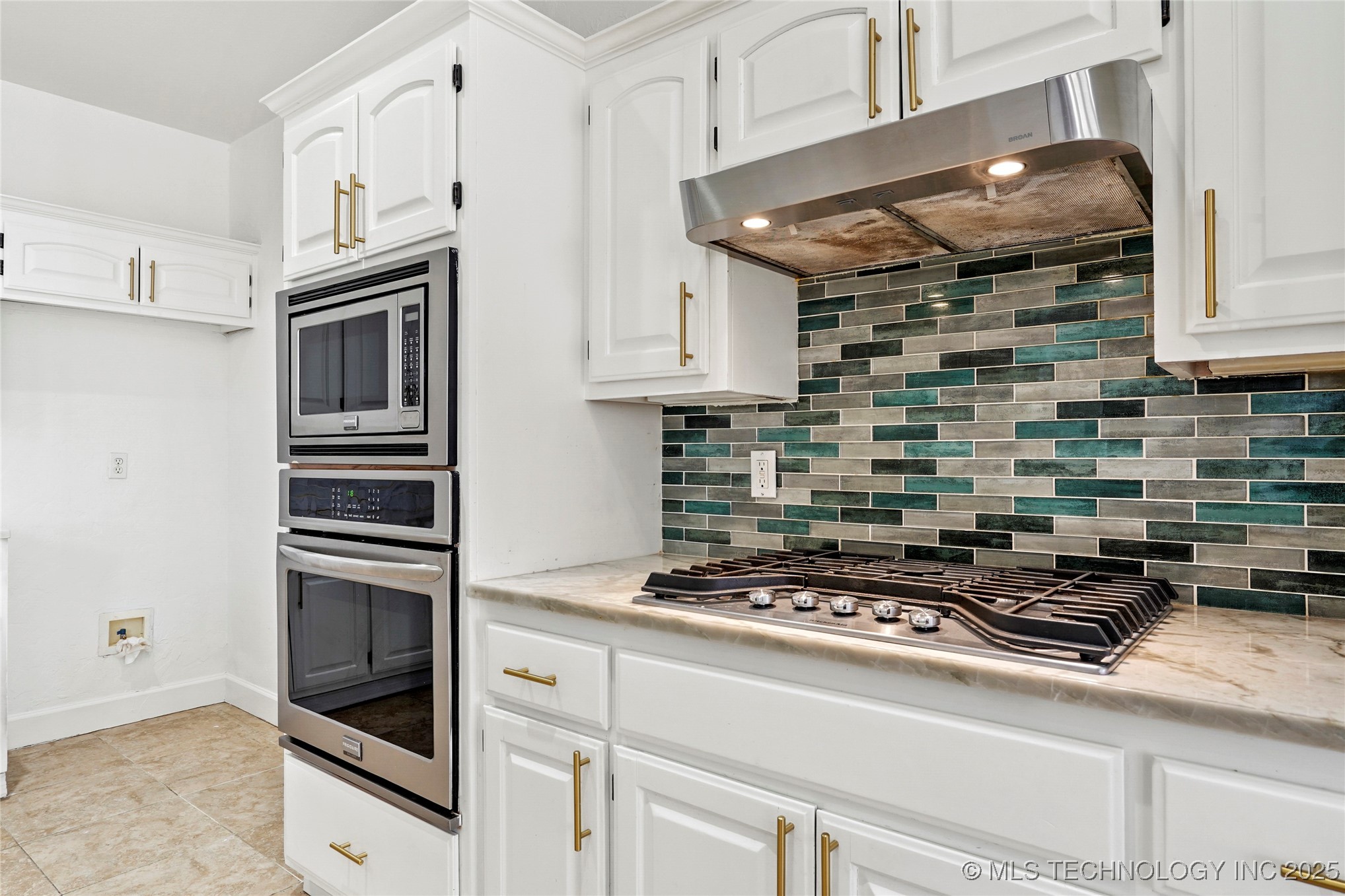 8524 S 99th East Avenue