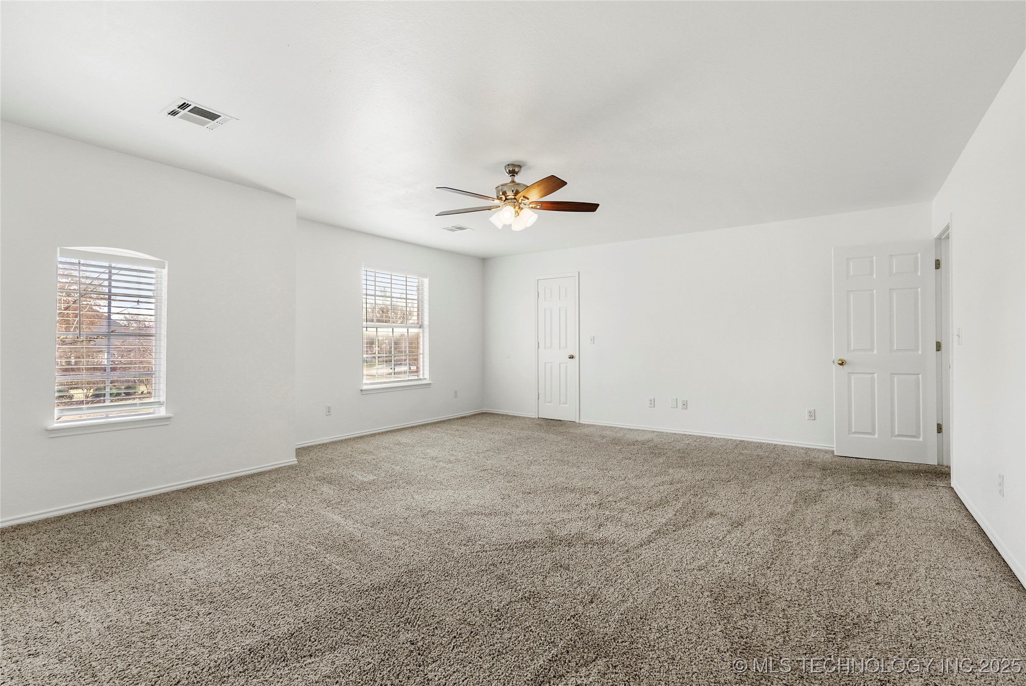 8524 S 99th East Avenue