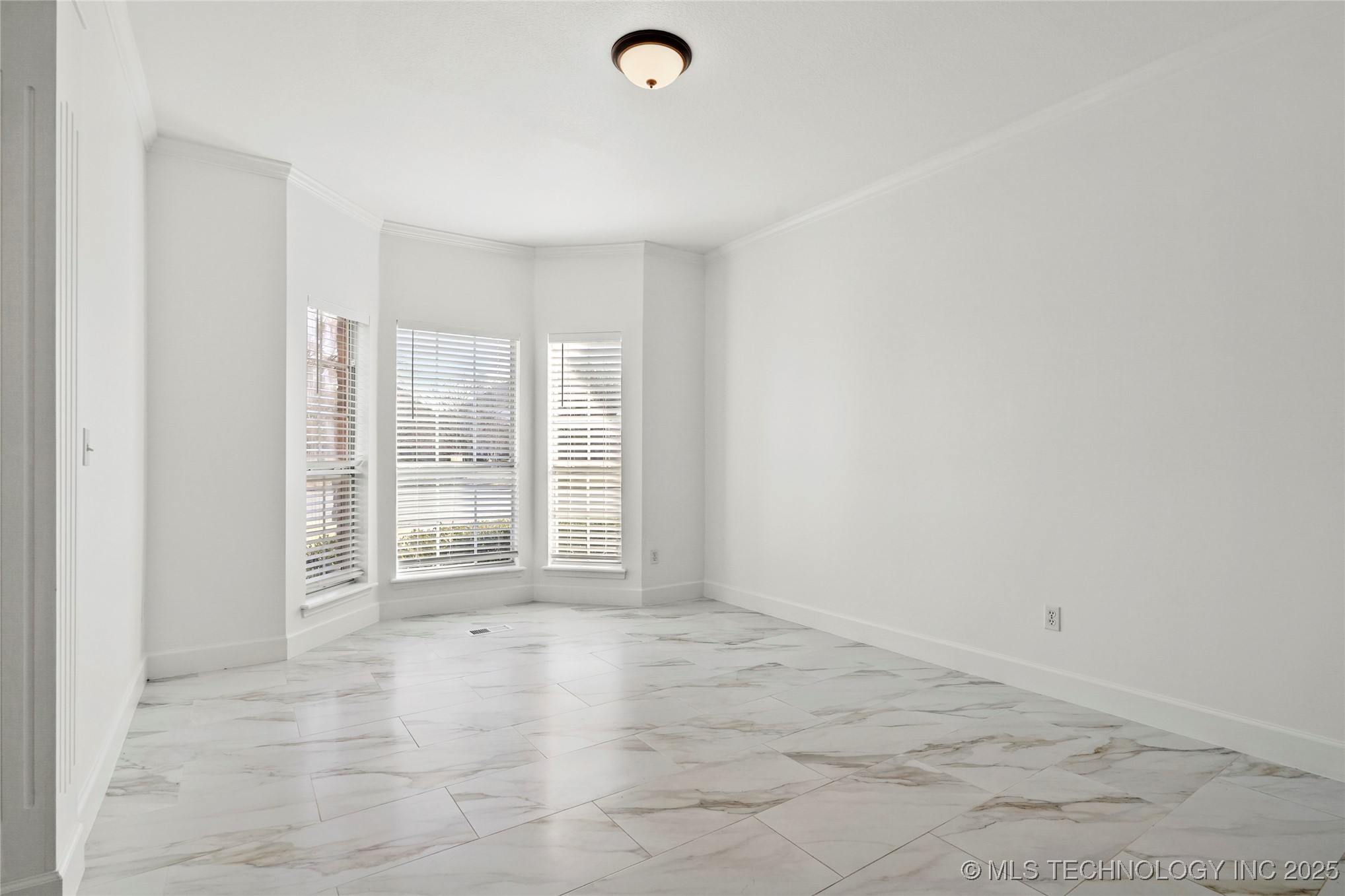 8524 S 99th East Avenue