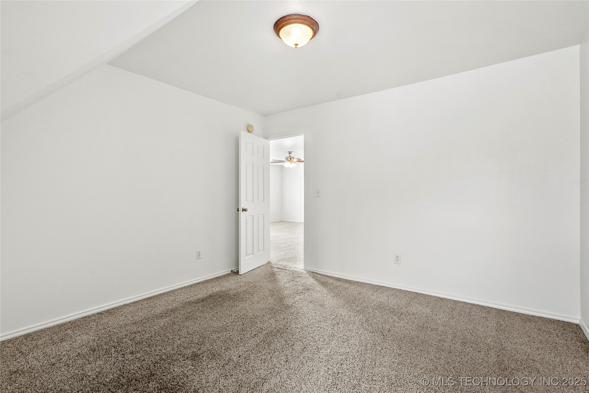 8524 S 99th East Avenue