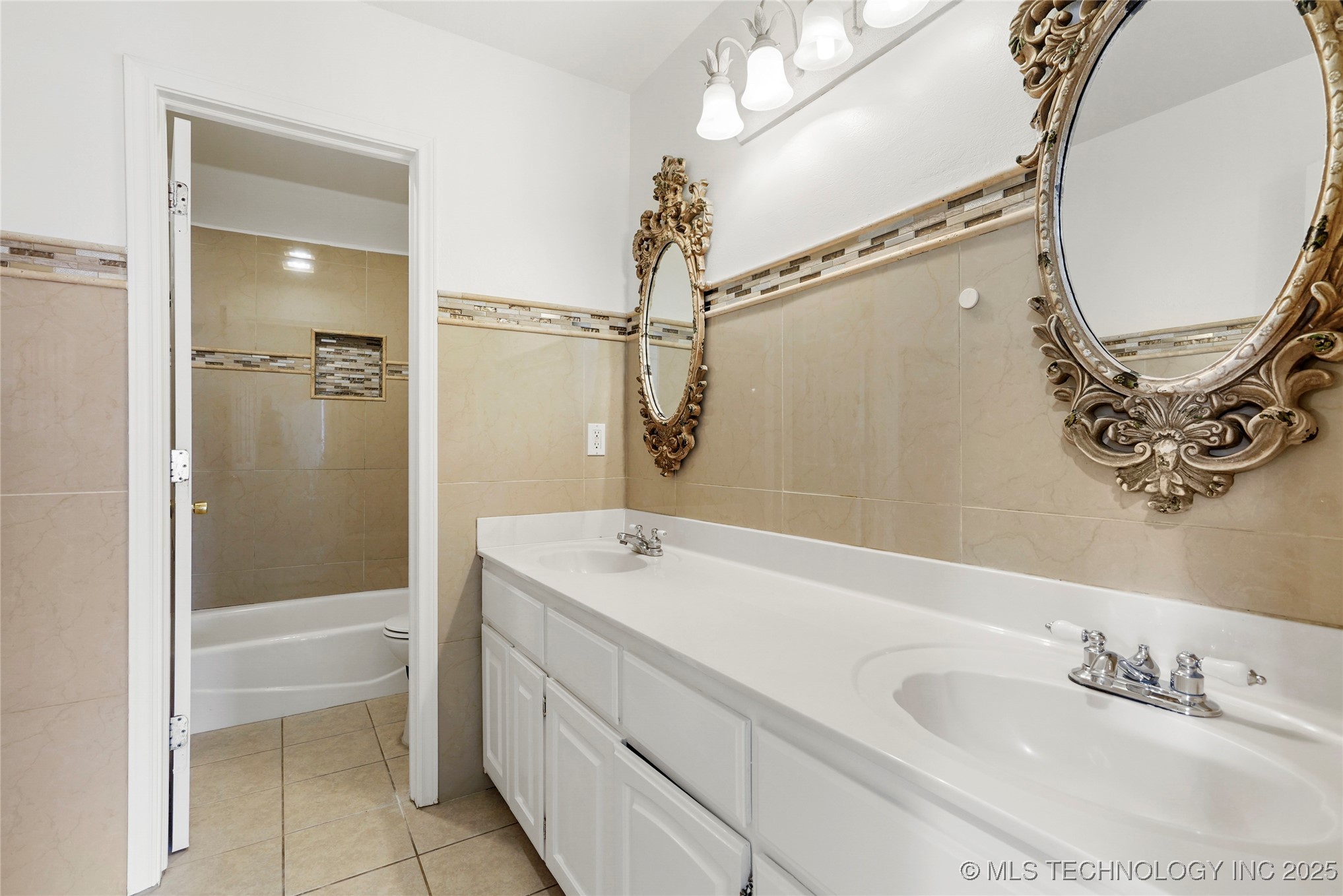 8524 S 99th East Avenue