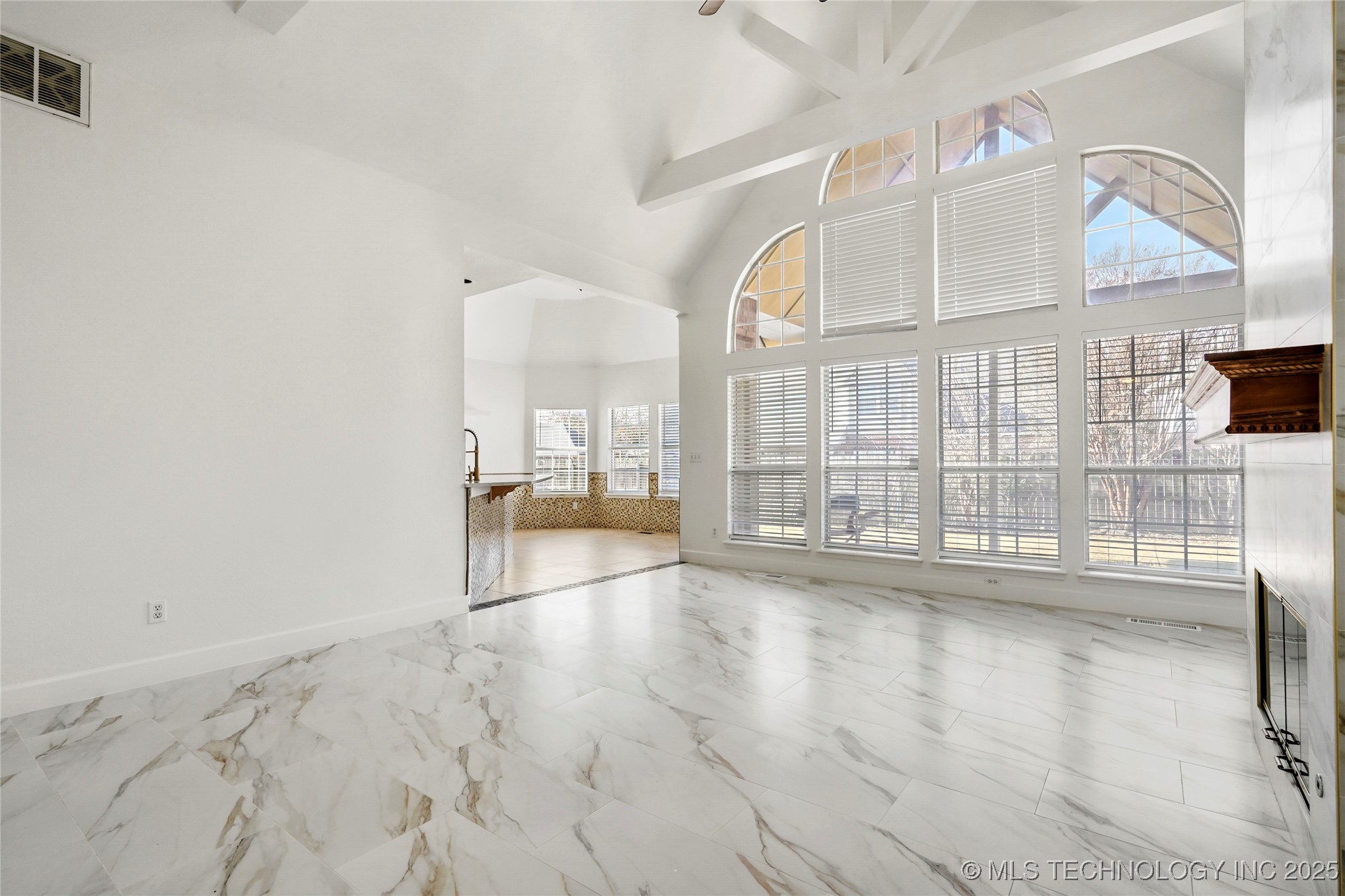 8524 S 99th East Avenue