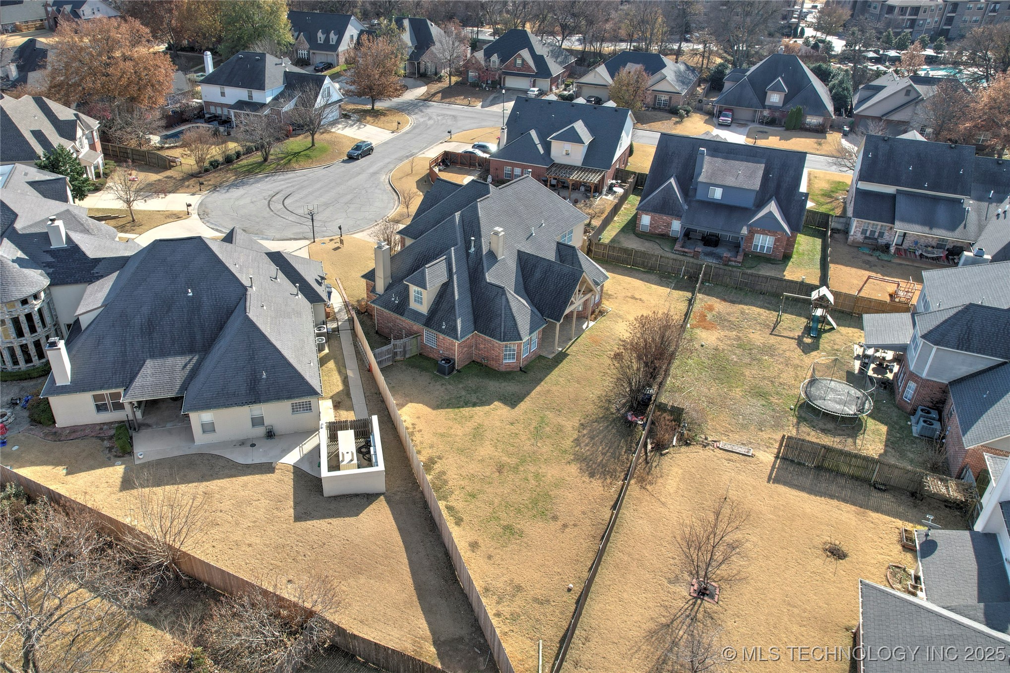 8524 S 99th East Avenue