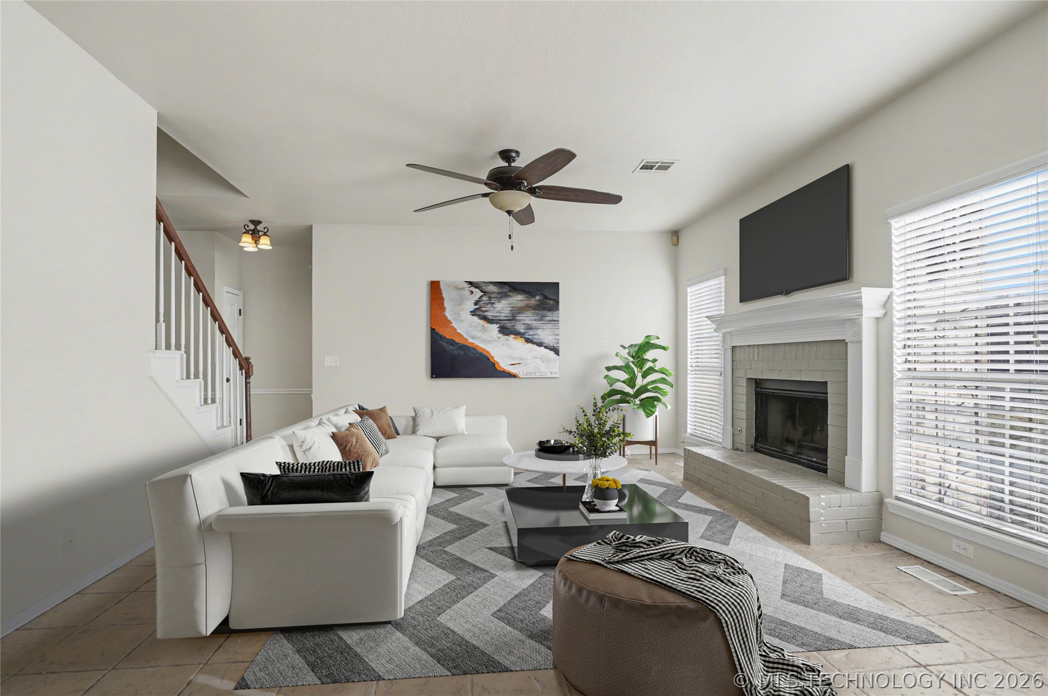 1016 S Willow Avenue