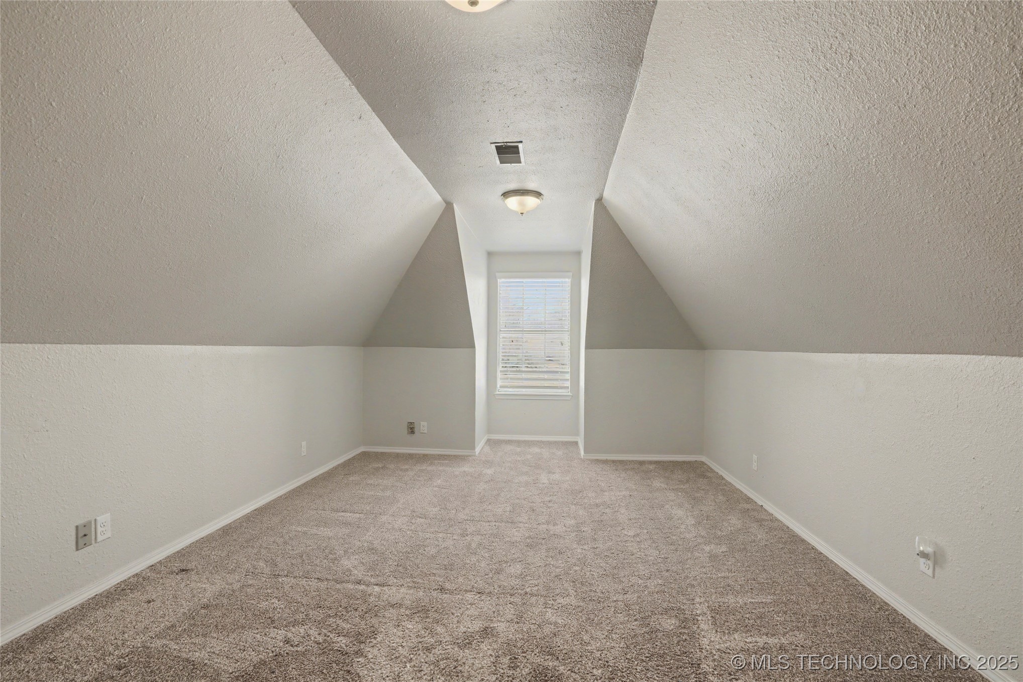 1016 S Willow Avenue