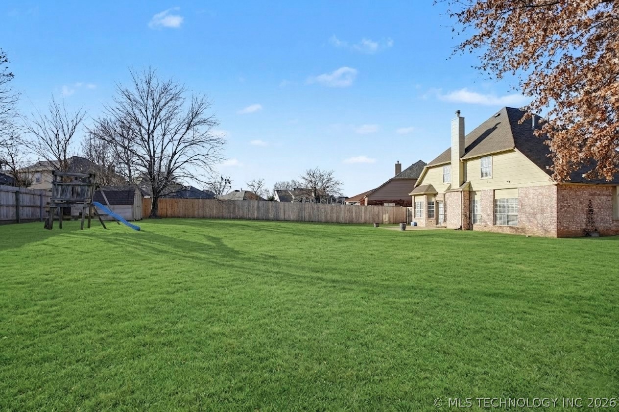 1016 S Willow Avenue