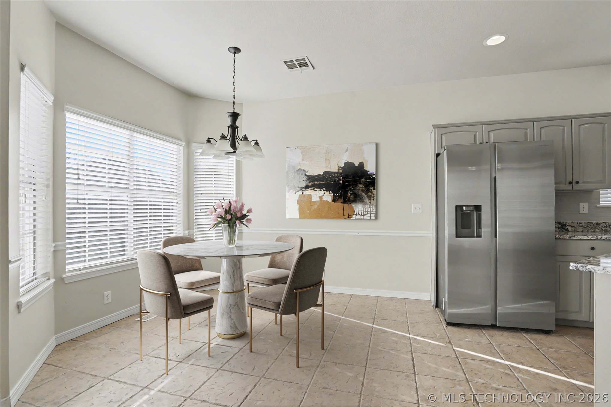 1016 S Willow Avenue