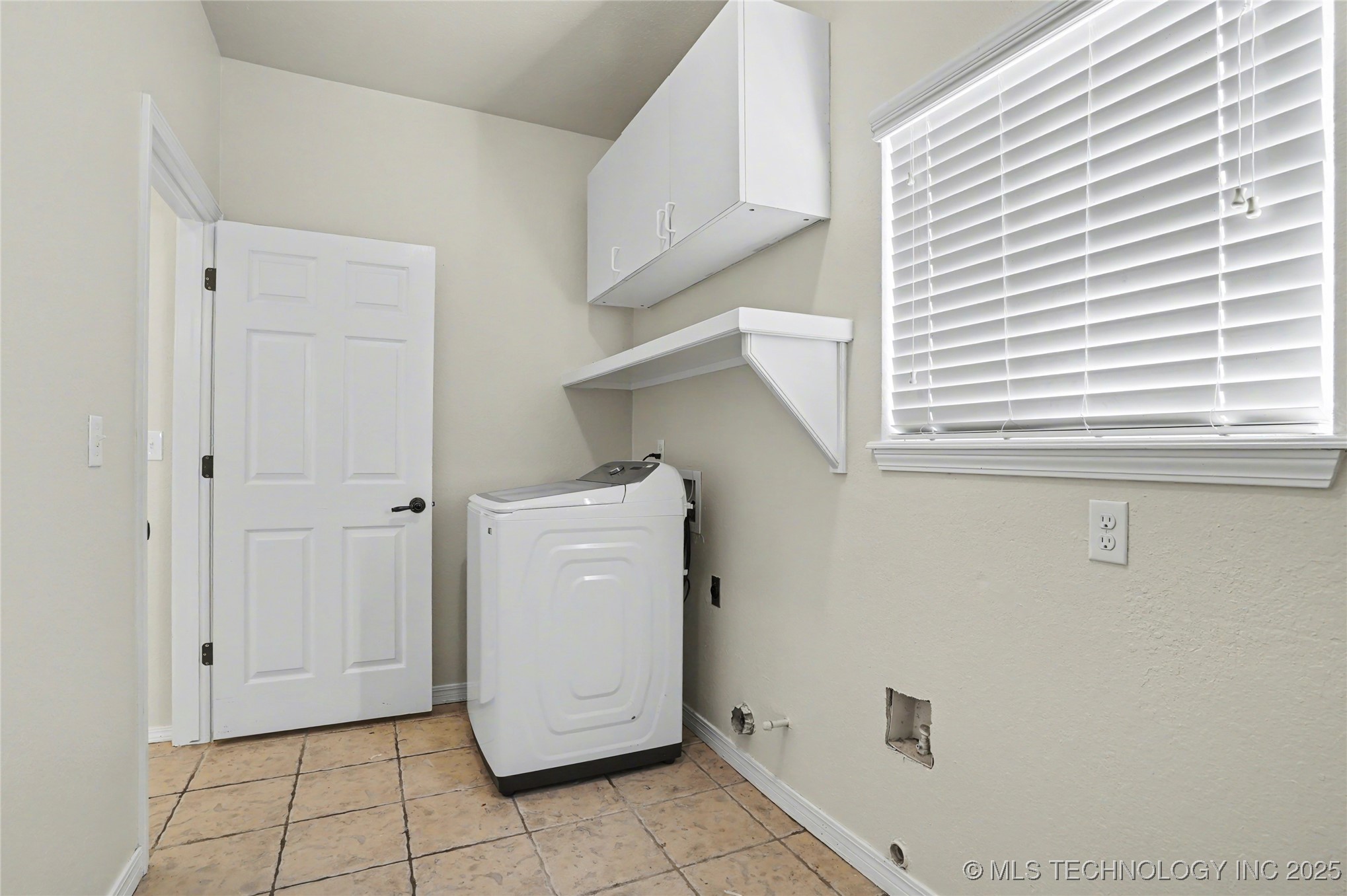 1016 S Willow Avenue