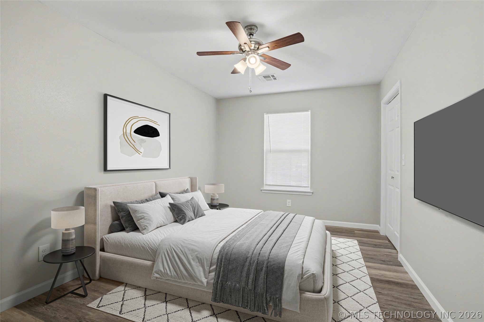 1025 N Quincy Avenue