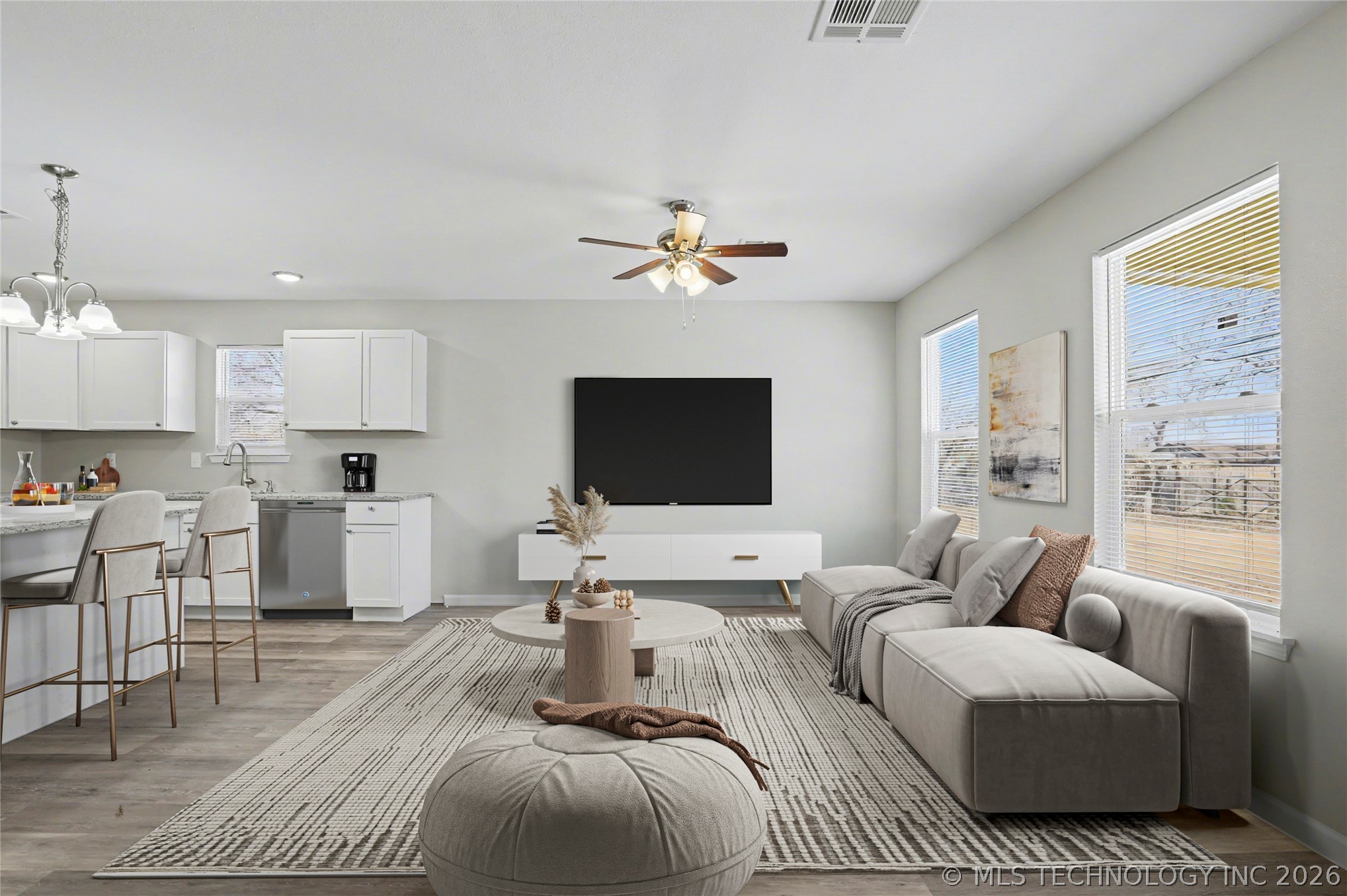 1025 N Quincy Avenue