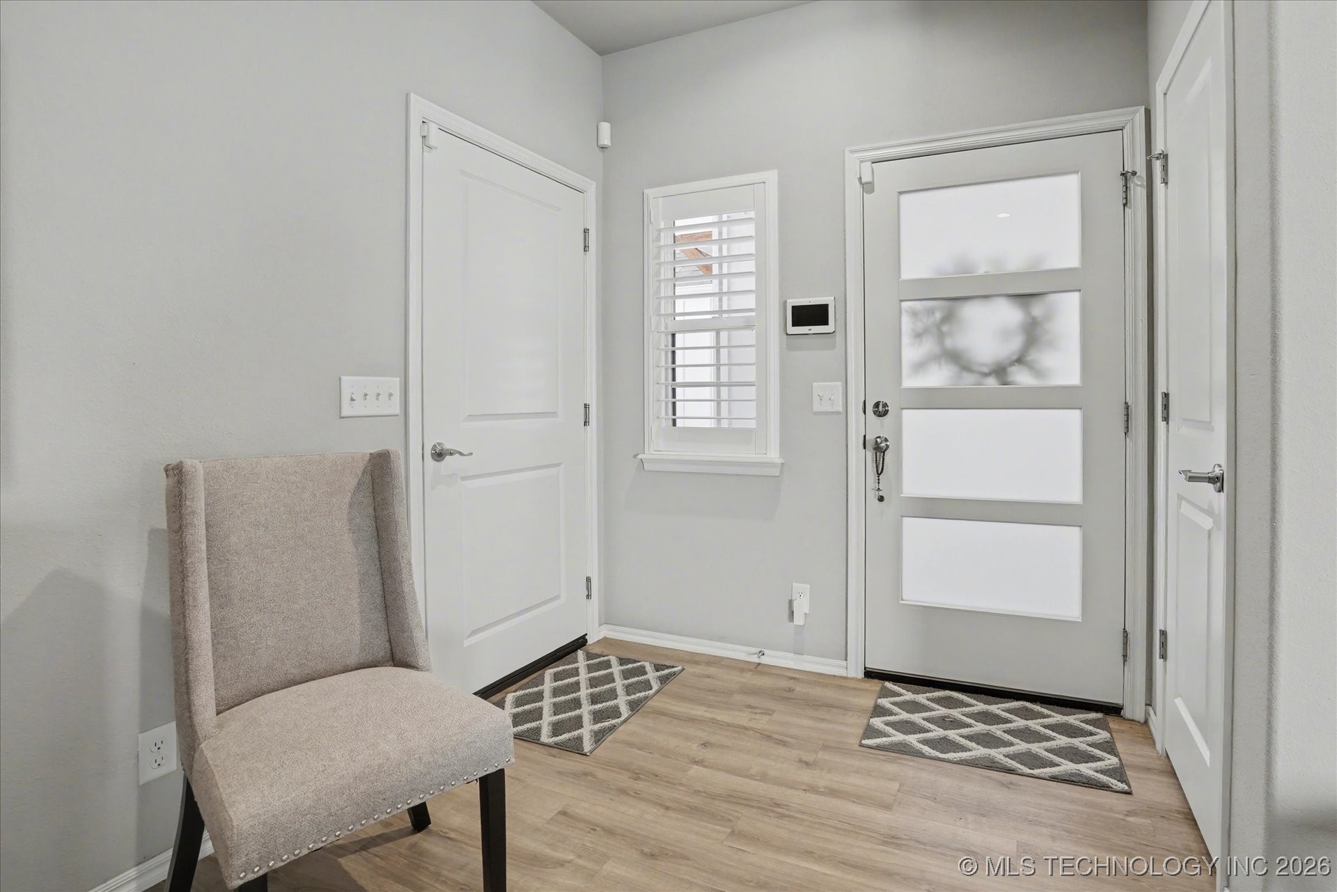 1907 W Imperial Street