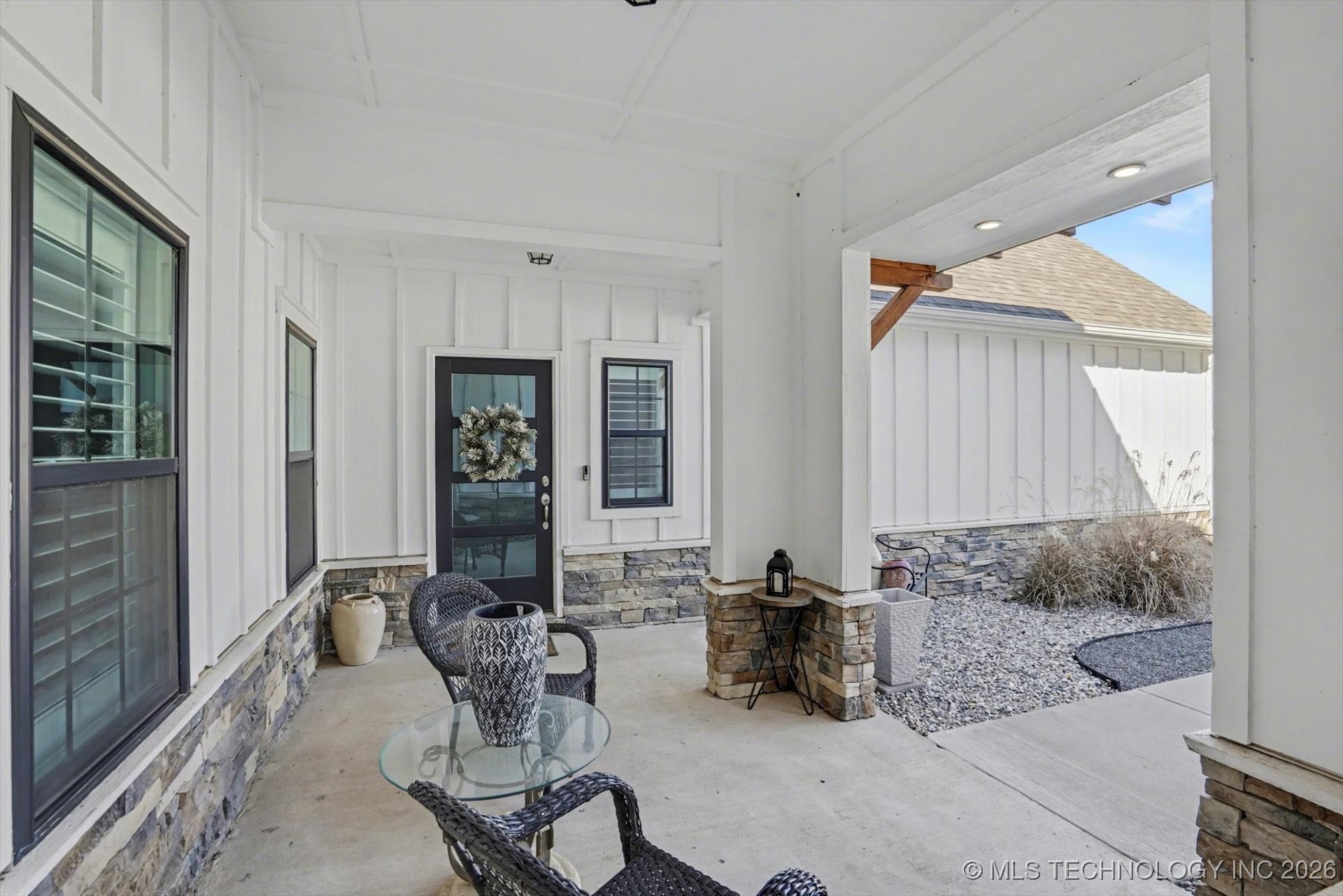 1907 W Imperial Street