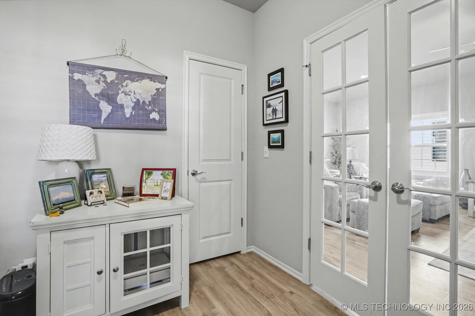 1907 W Imperial Street