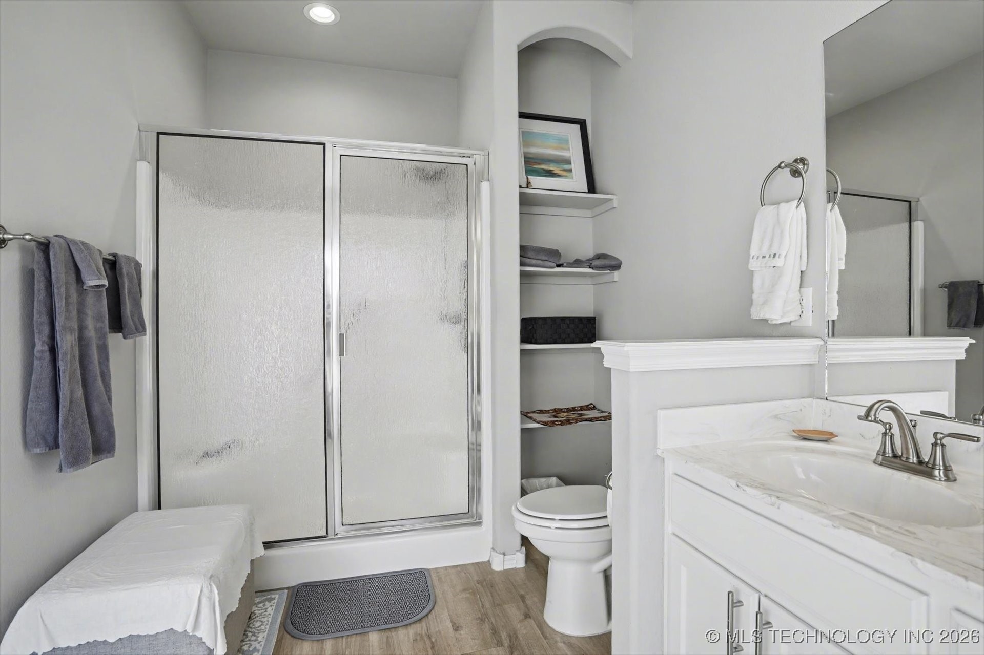 1907 W Imperial Street