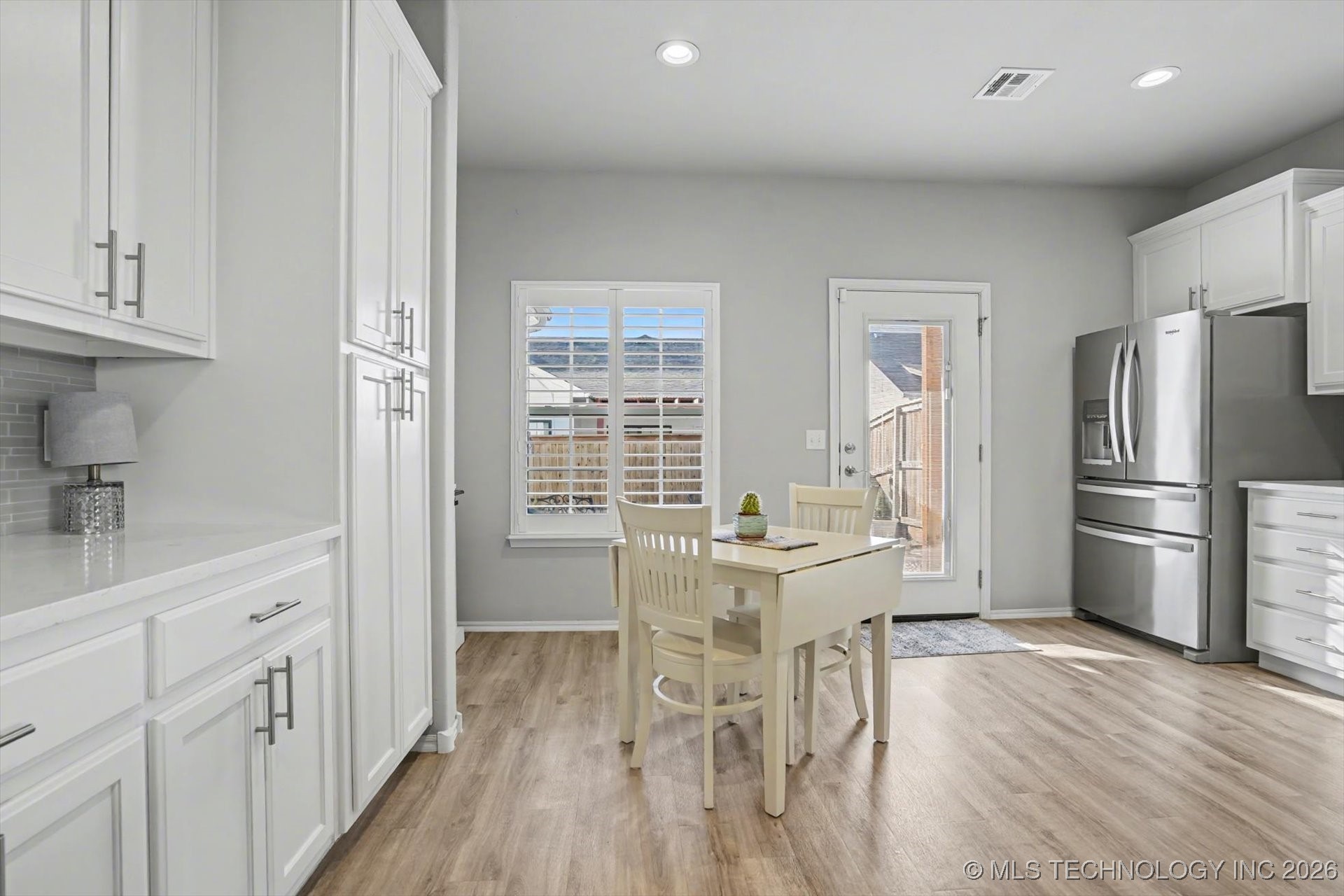 1907 W Imperial Street