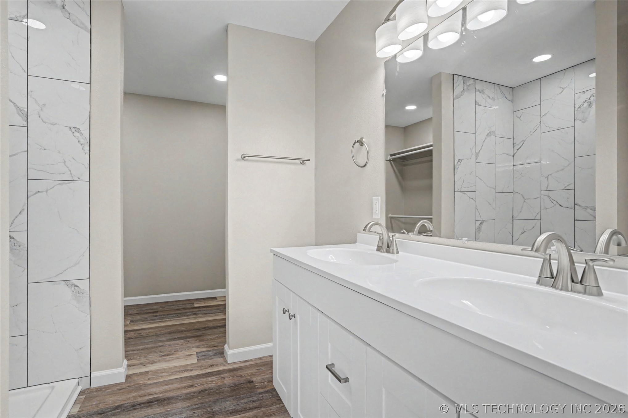 640 E Line Avenue