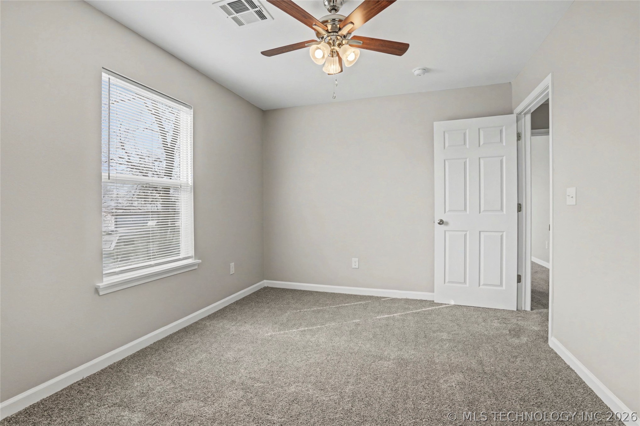 640 E Line Avenue