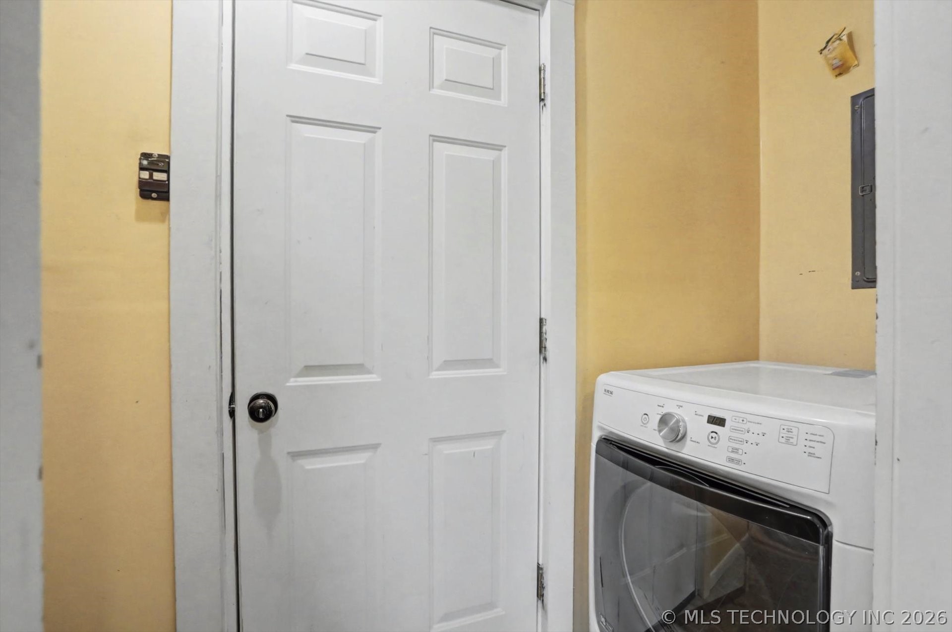 3811 S 88th East Place