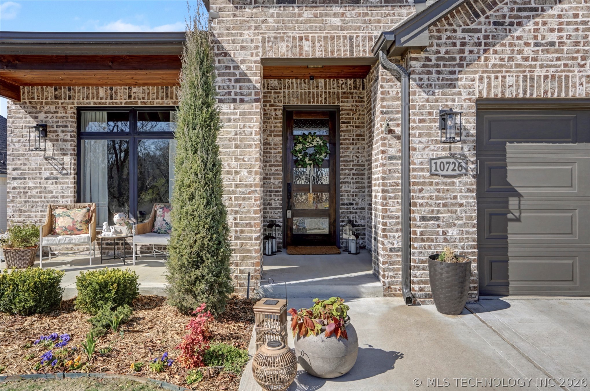 10726 S 281st East Avenue