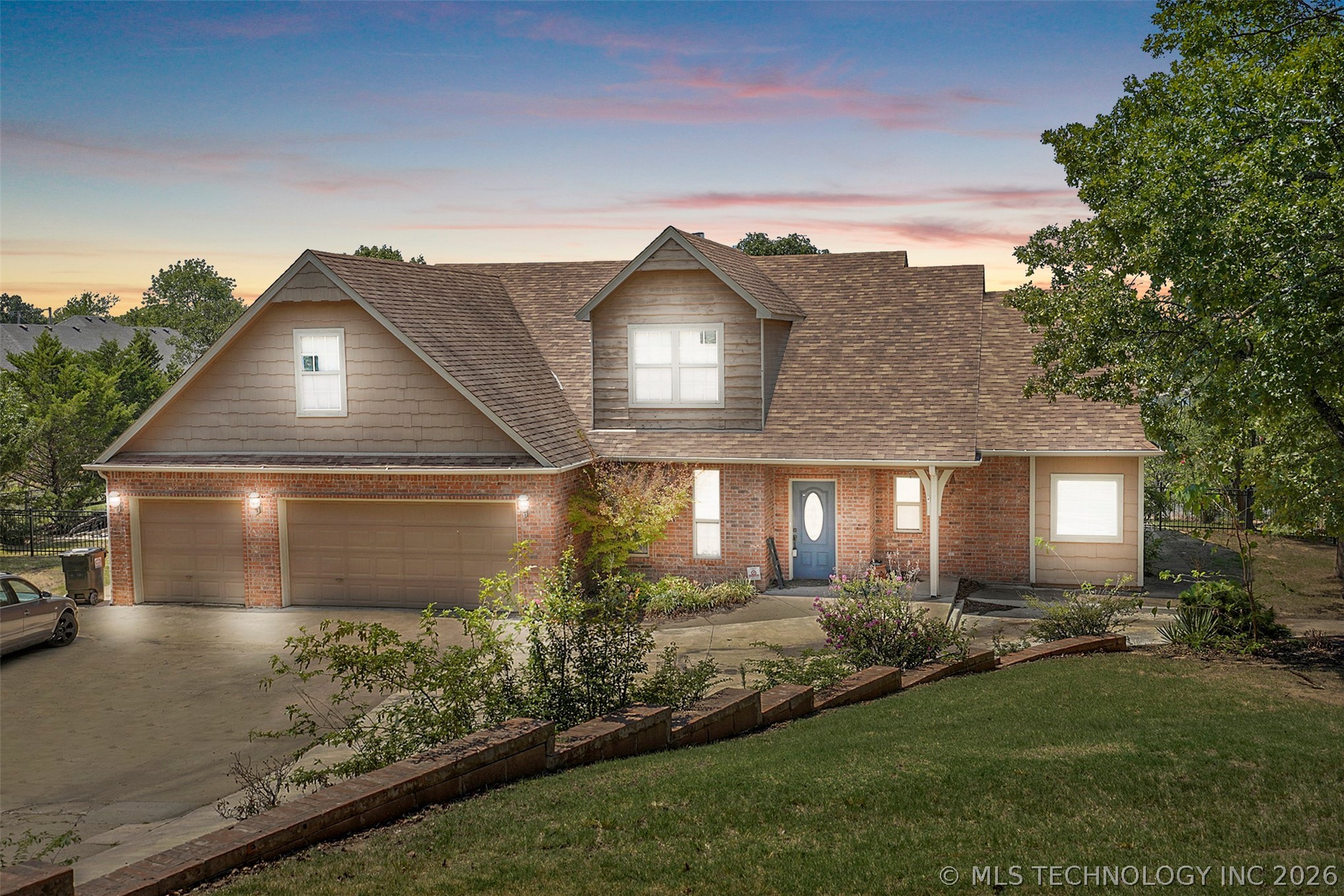 1474 S 271 West Avenue