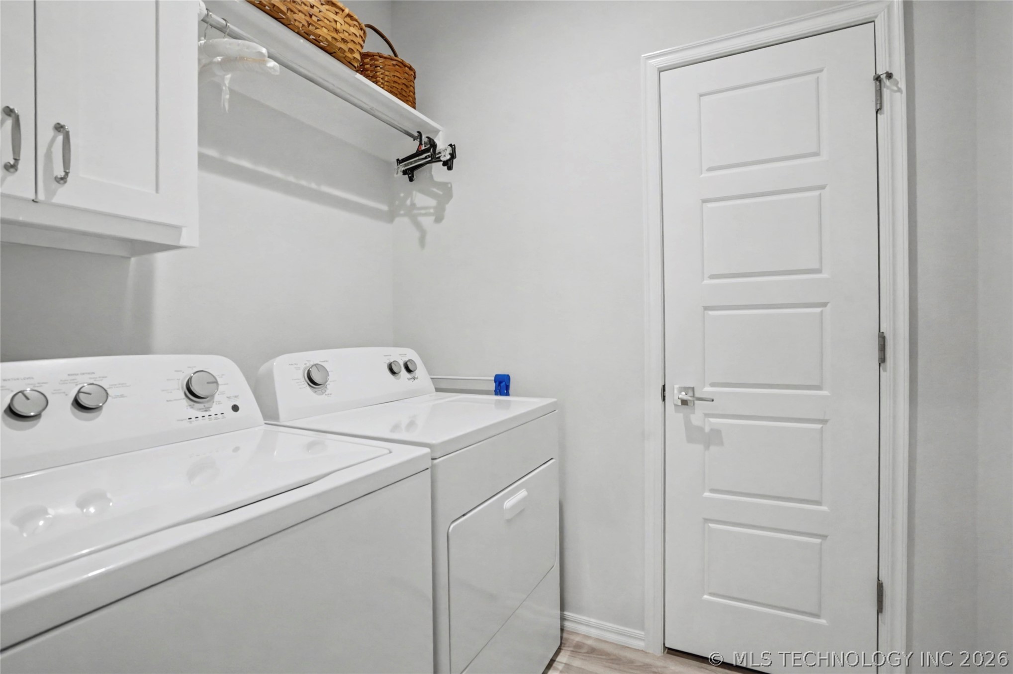 1905 W Huntsville Place