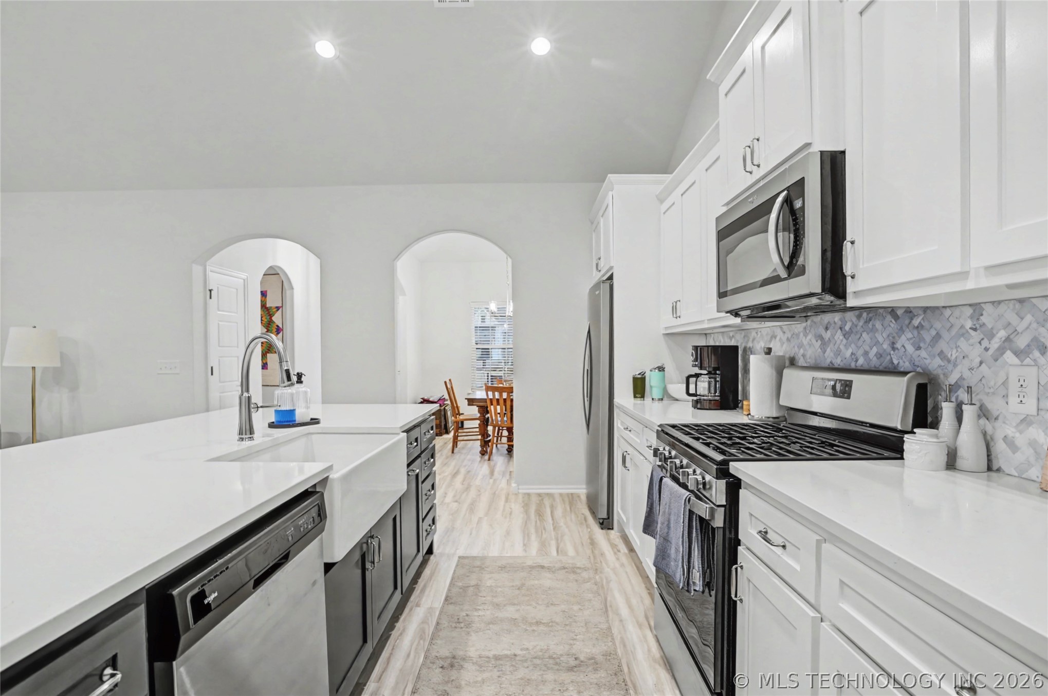 1905 W Huntsville Place