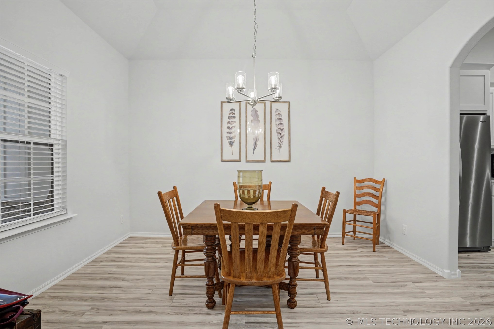 1905 W Huntsville Place