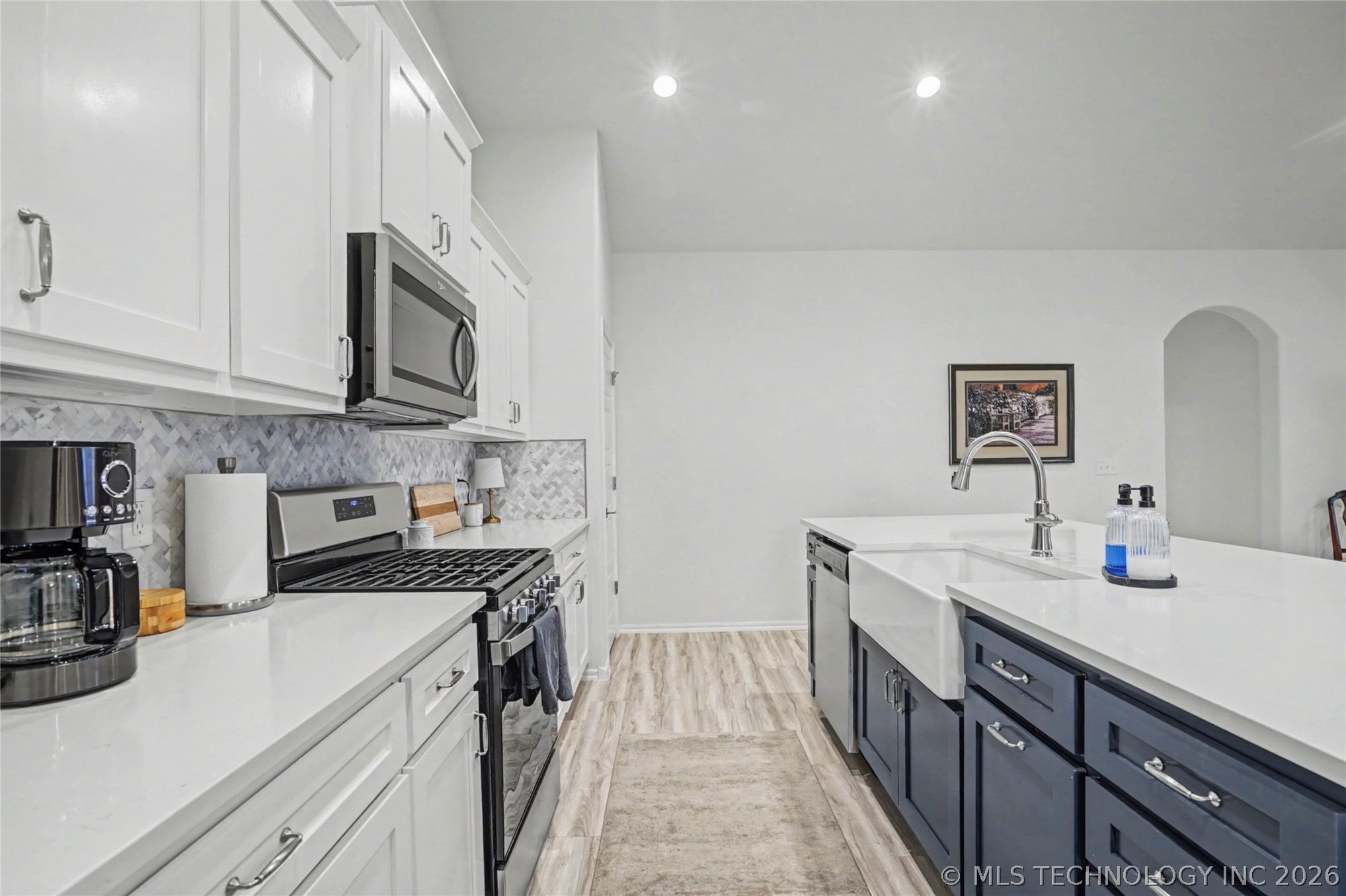 1905 W Huntsville Place