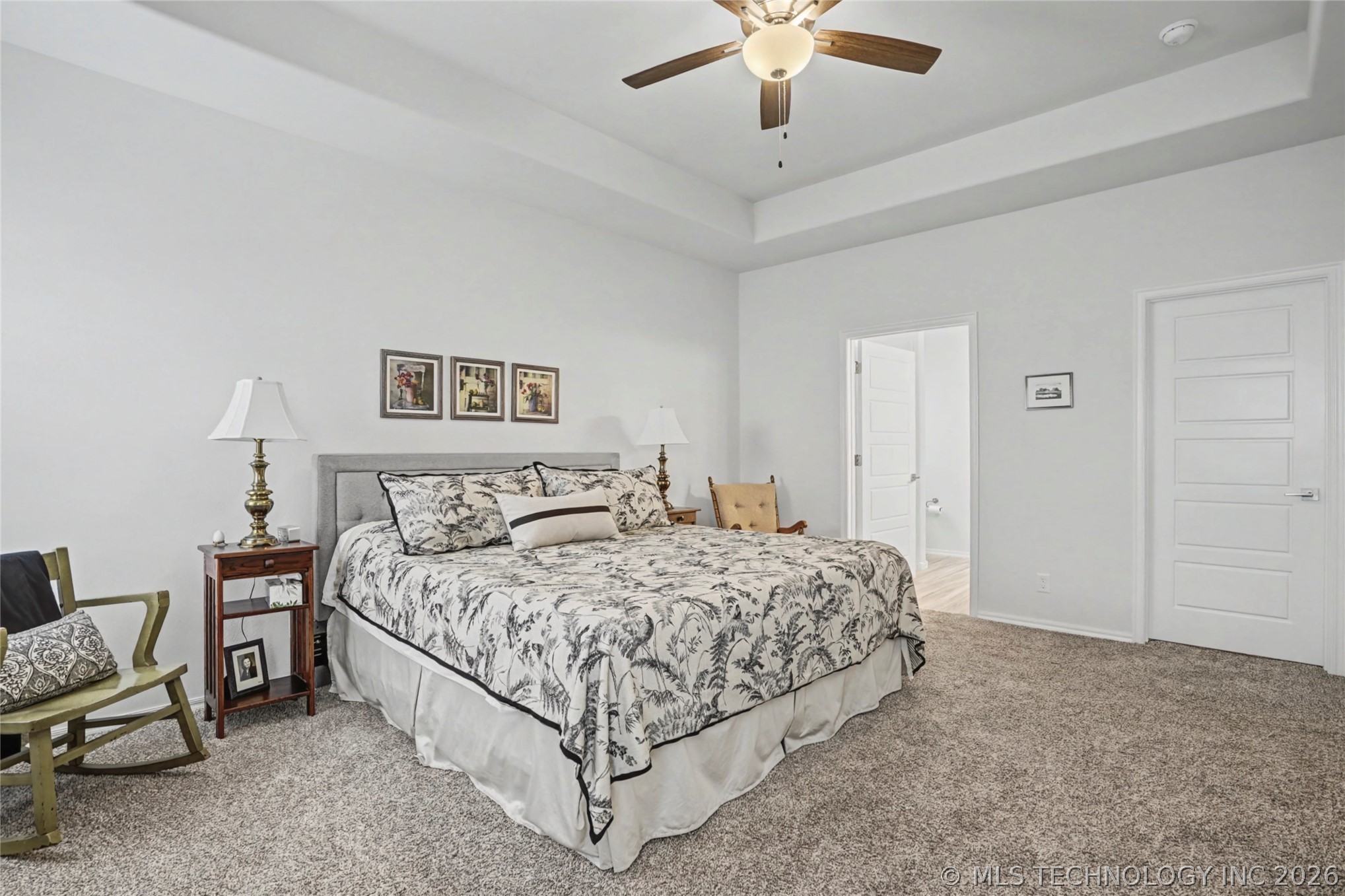 1905 W Huntsville Place