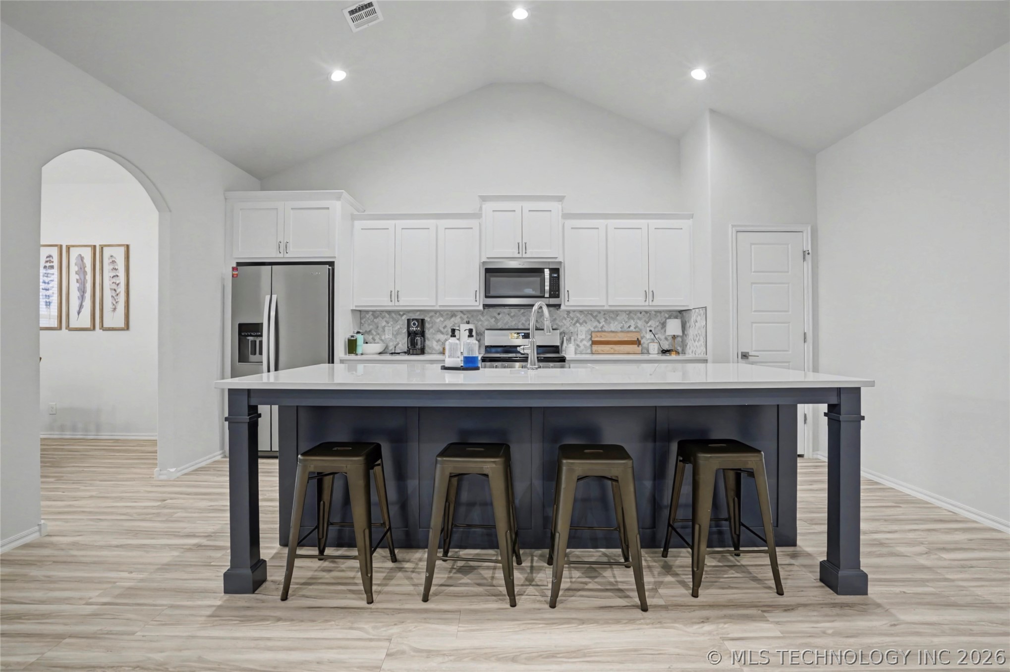 1905 W Huntsville Place