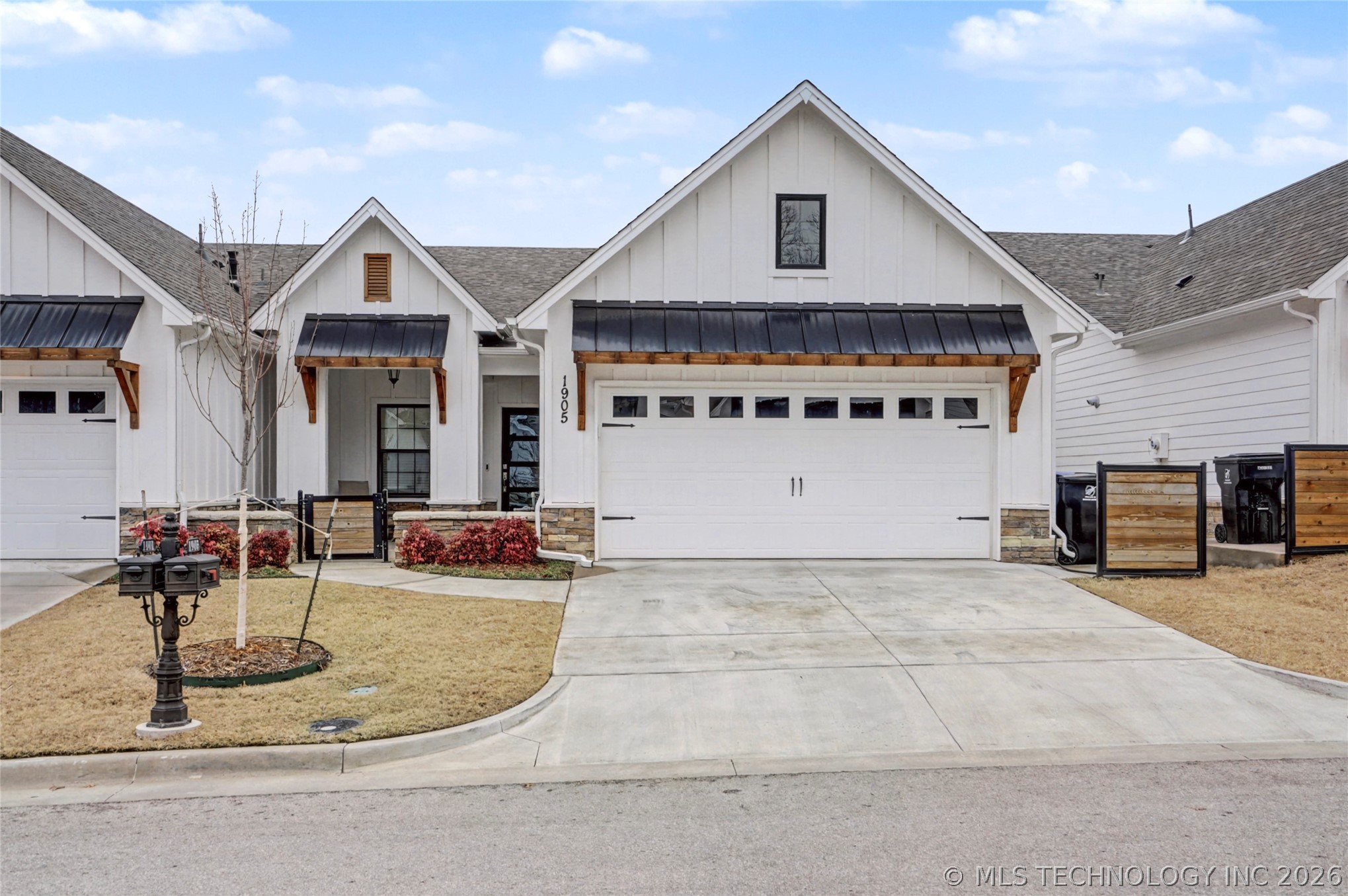 1905 W Huntsville Place