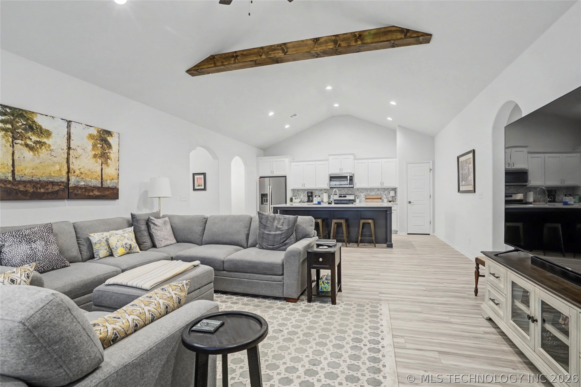 1905 W Huntsville Place