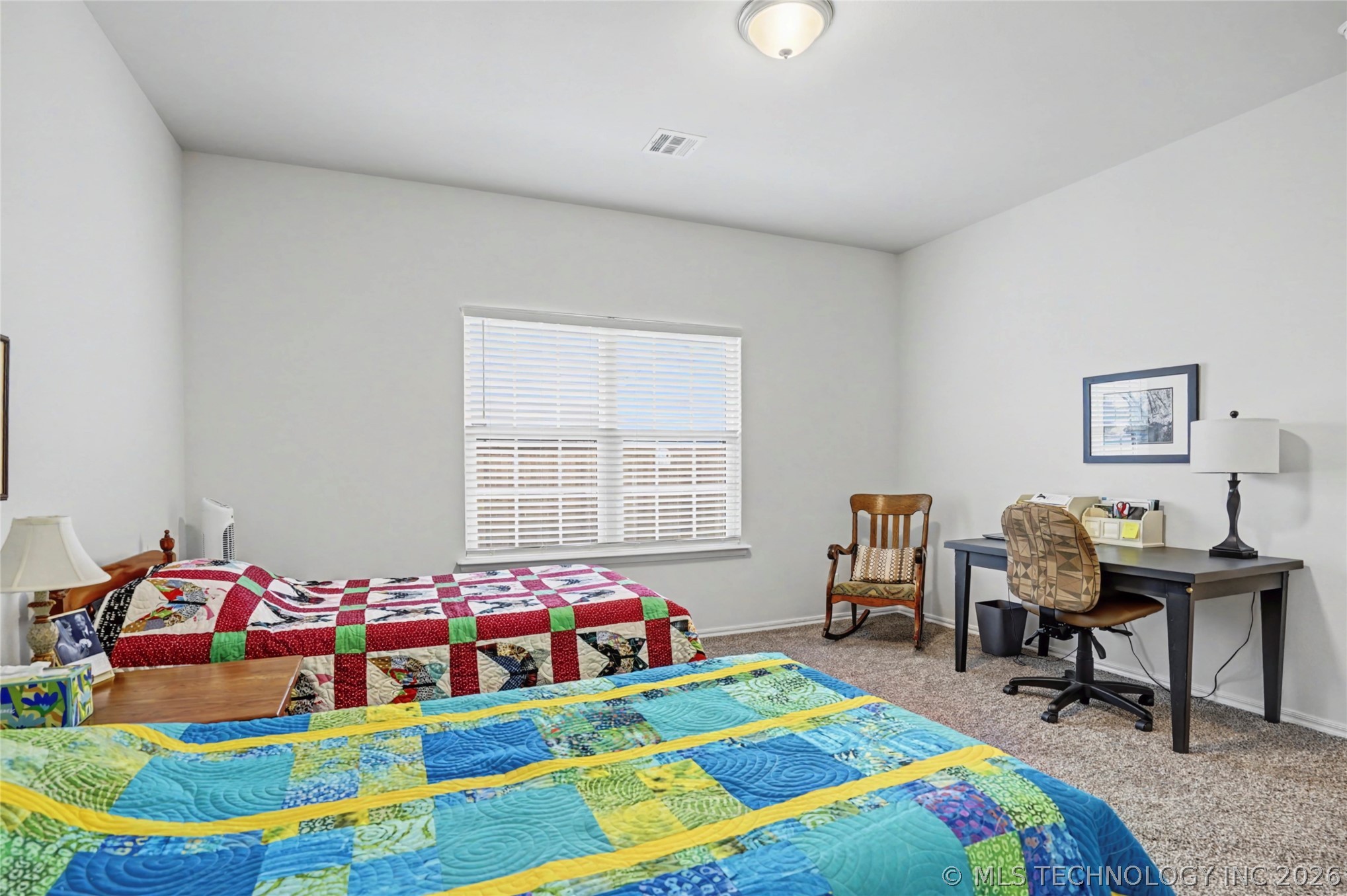 1905 W Huntsville Place