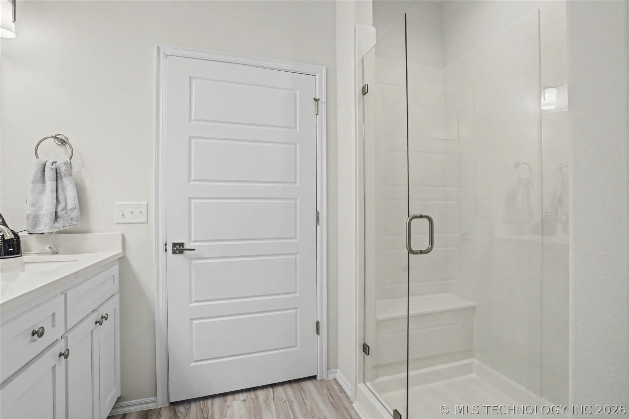 1905 W Huntsville Place