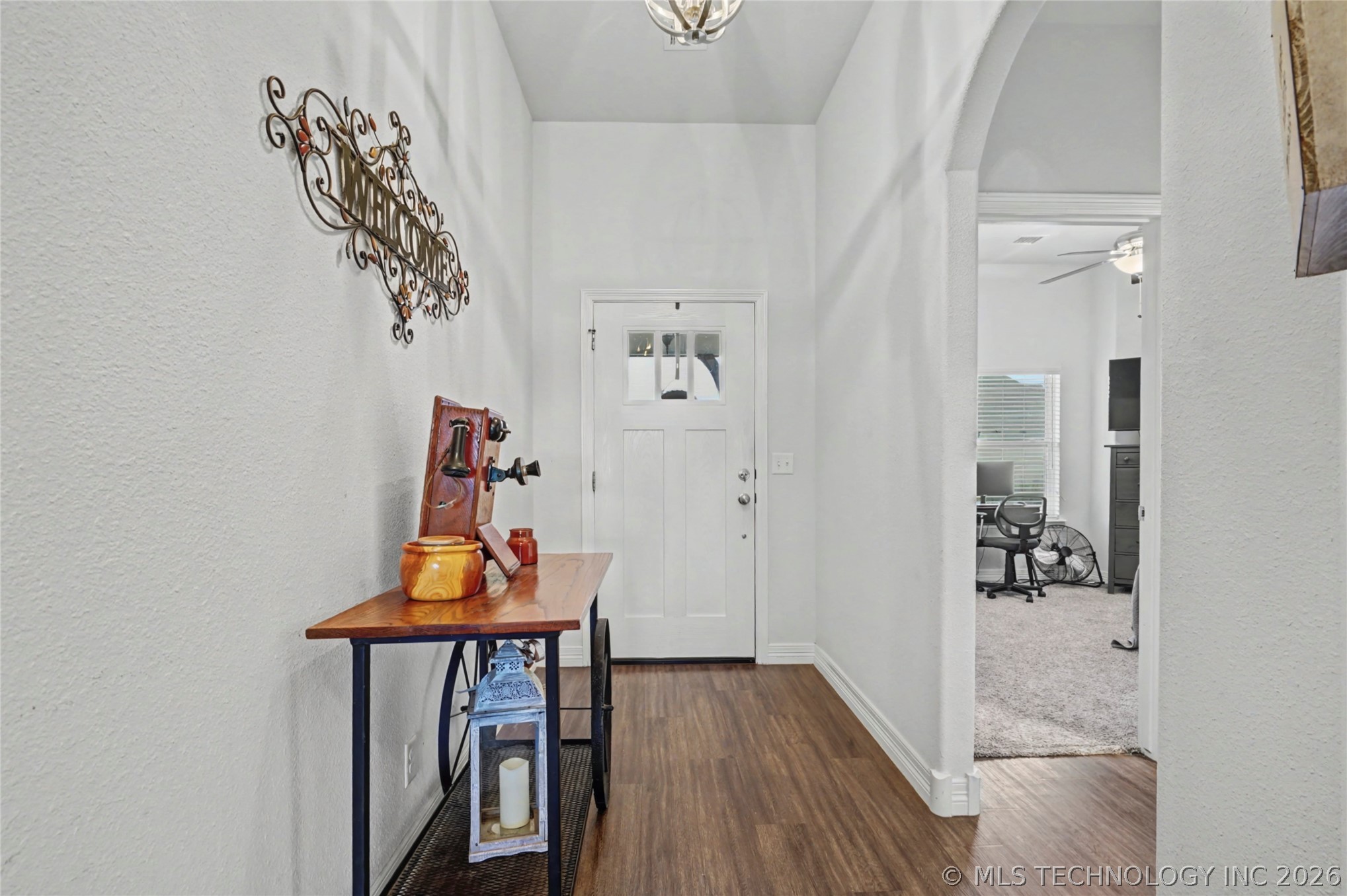 7323 E Oak Ridge Street