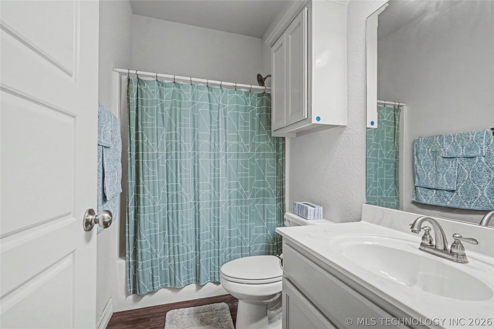 7323 E Oak Ridge Street