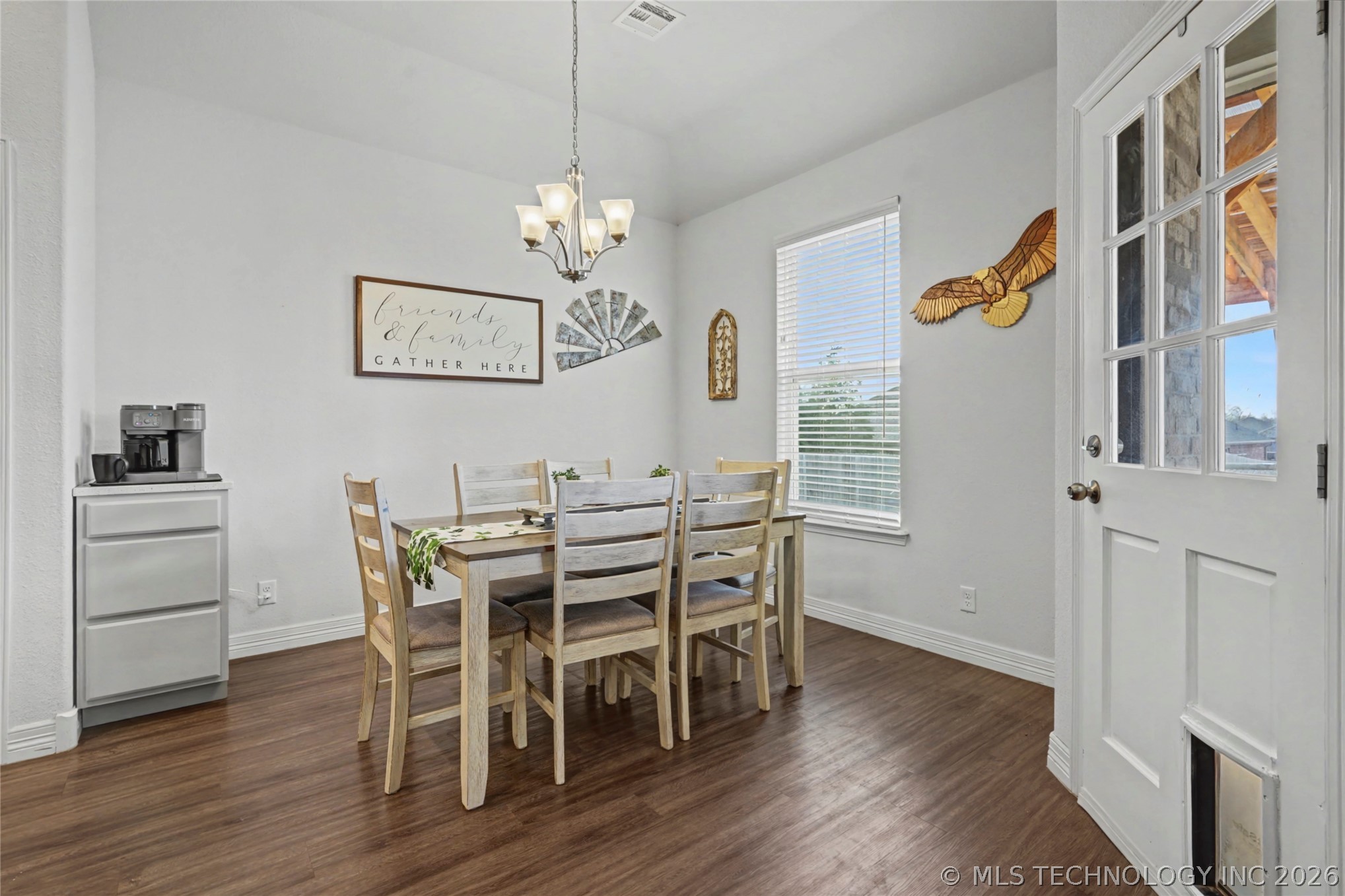 7323 E Oak Ridge Street