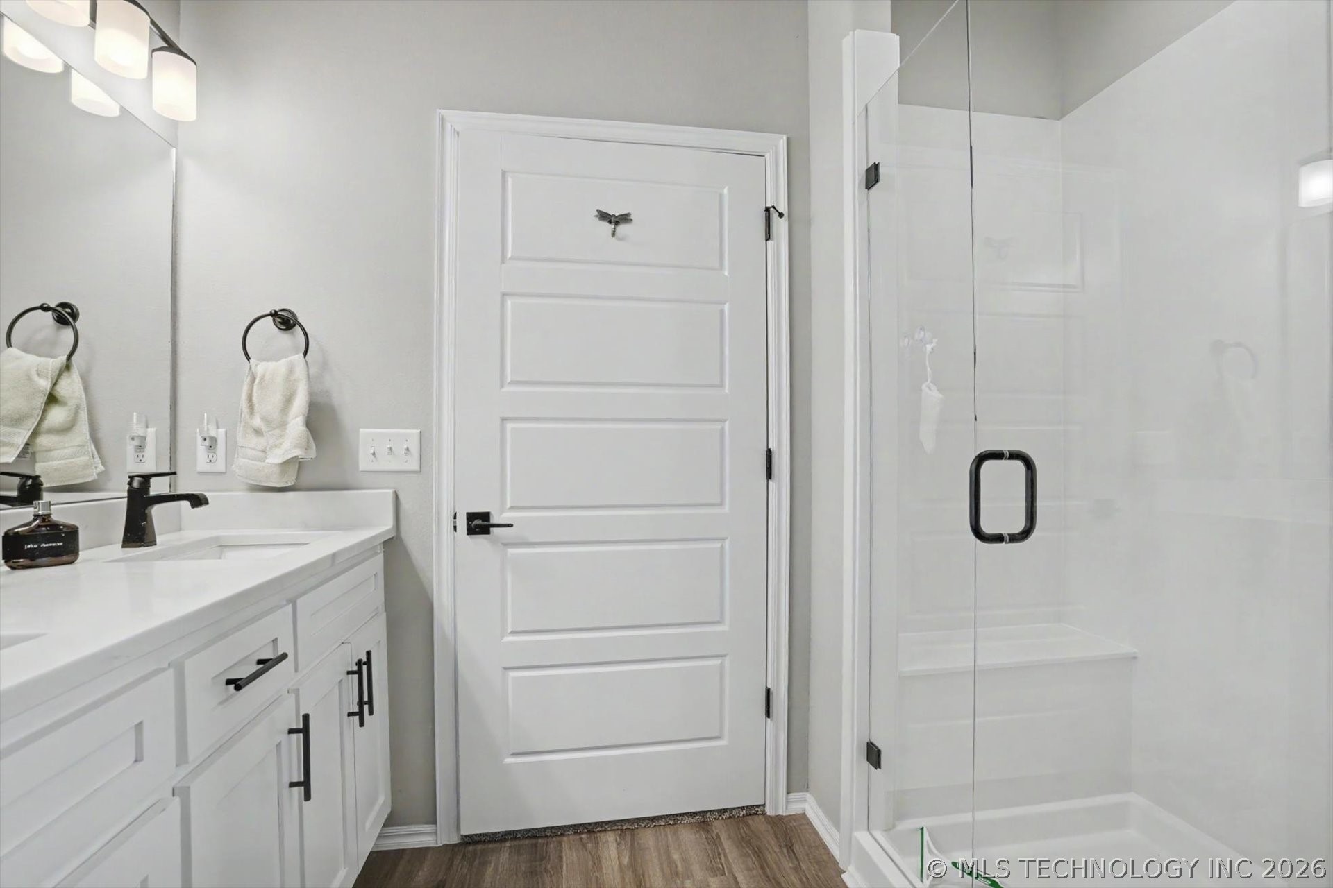 1926 W Imperial Street