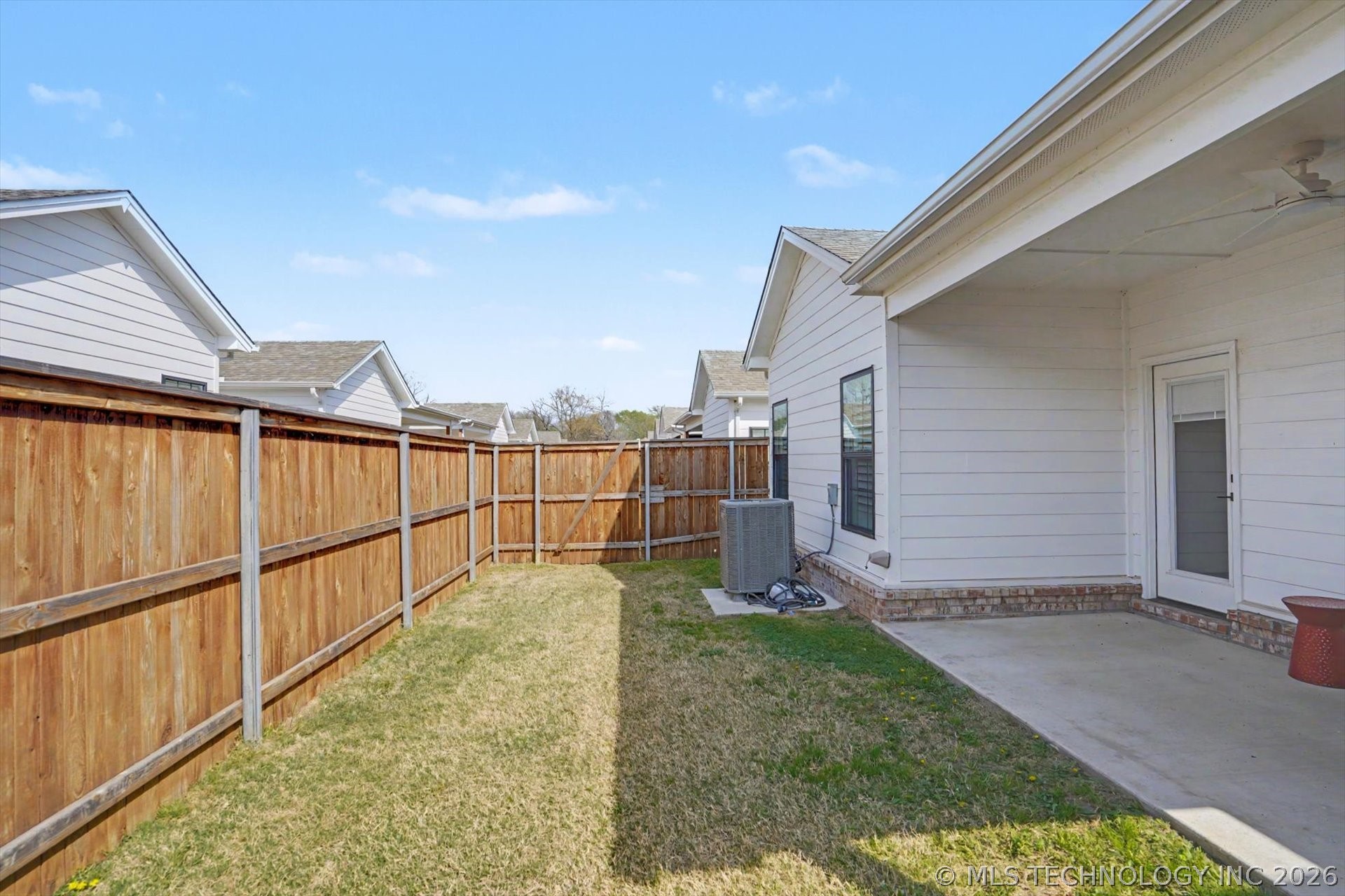 1926 W Imperial Street