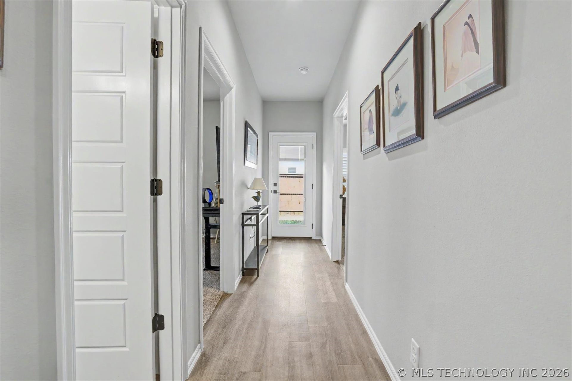 1926 W Imperial Street