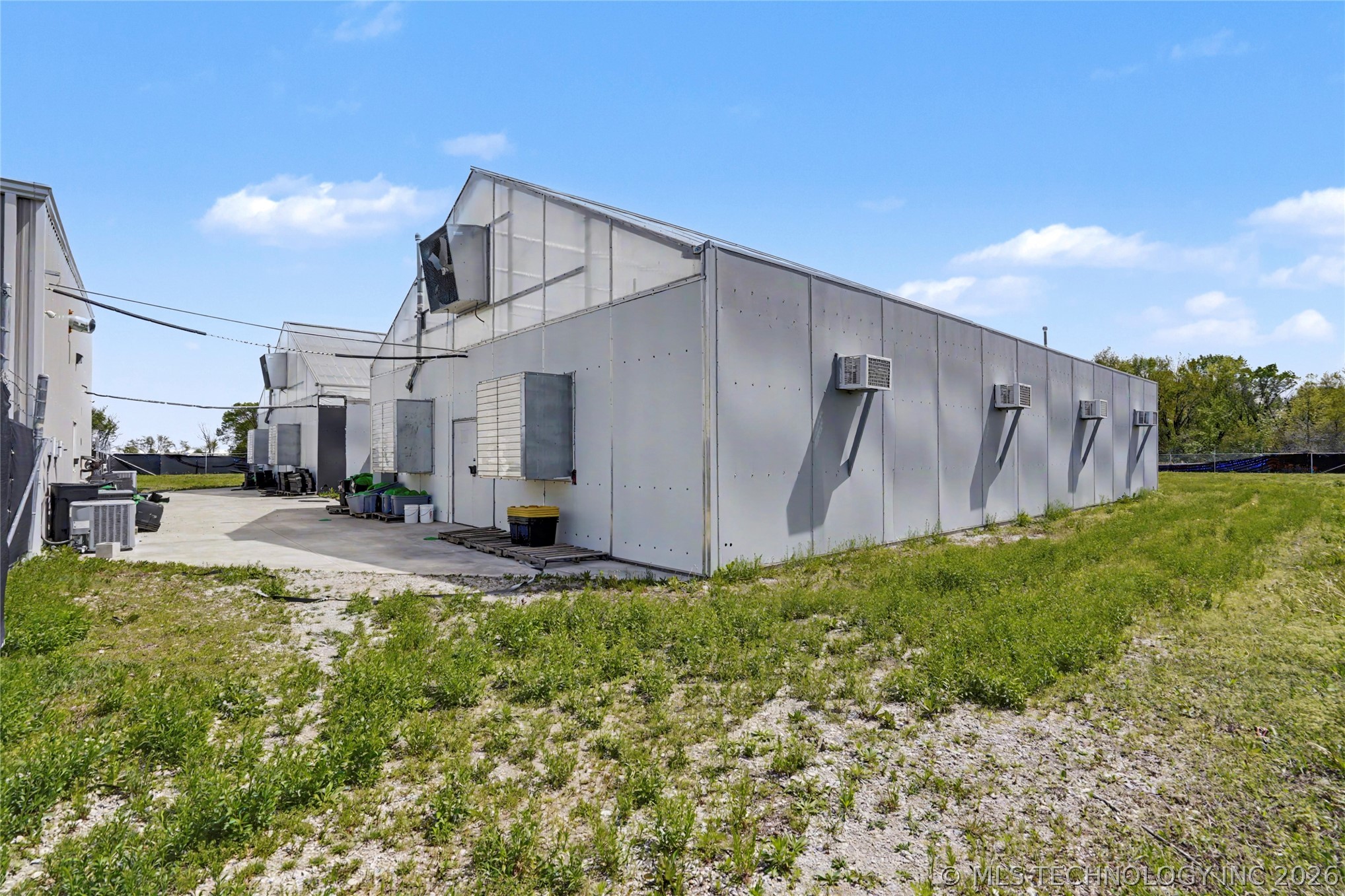 1024 N Broadway Avenue
