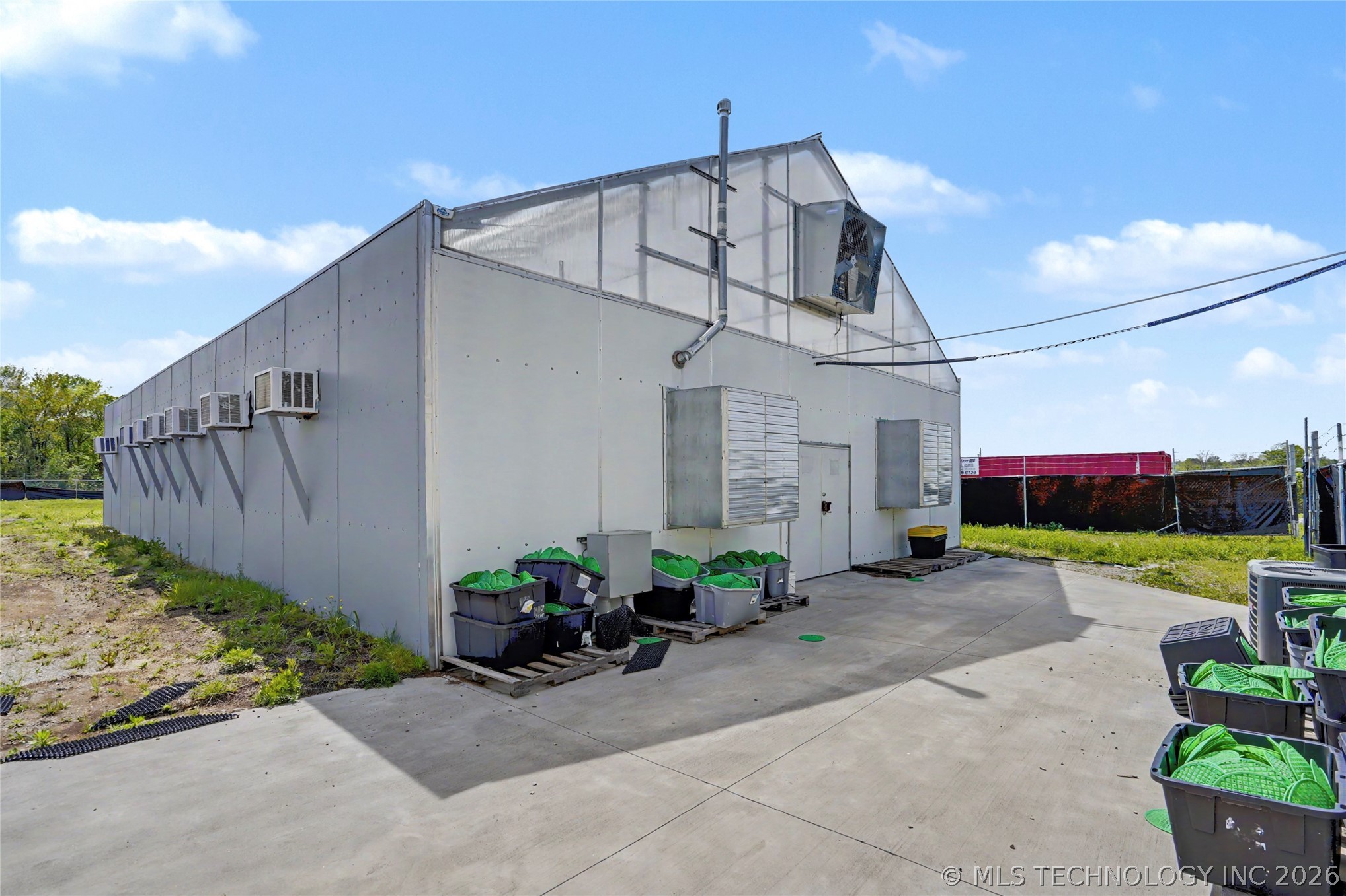 1024 N Broadway Avenue
