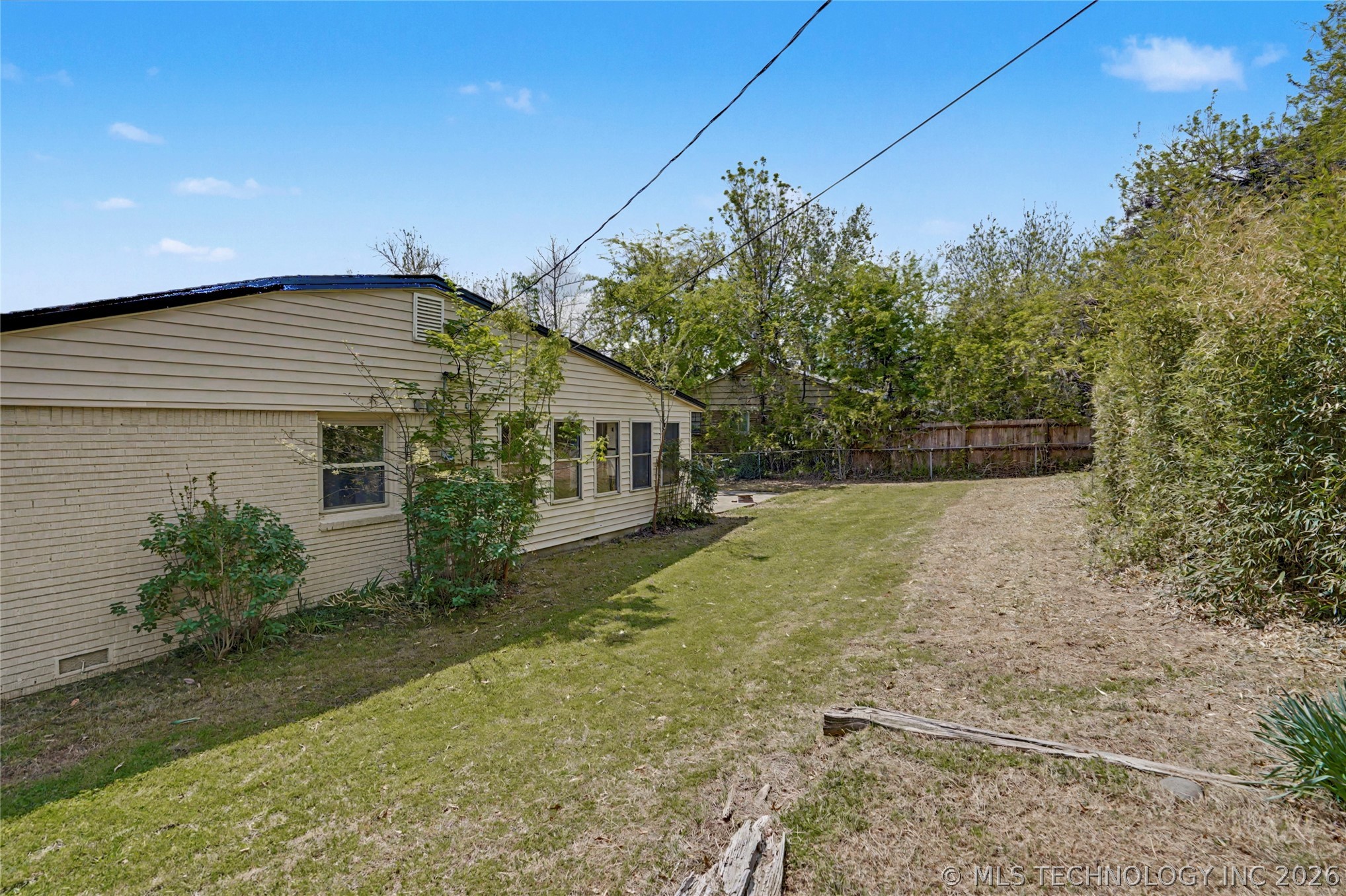 5319 E 44th Street